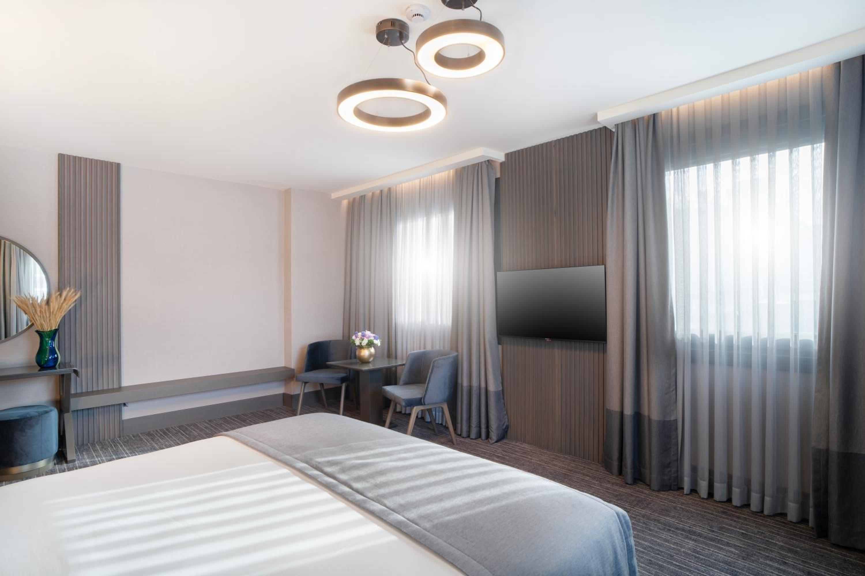 Arts Hotel Taksim - Image 7