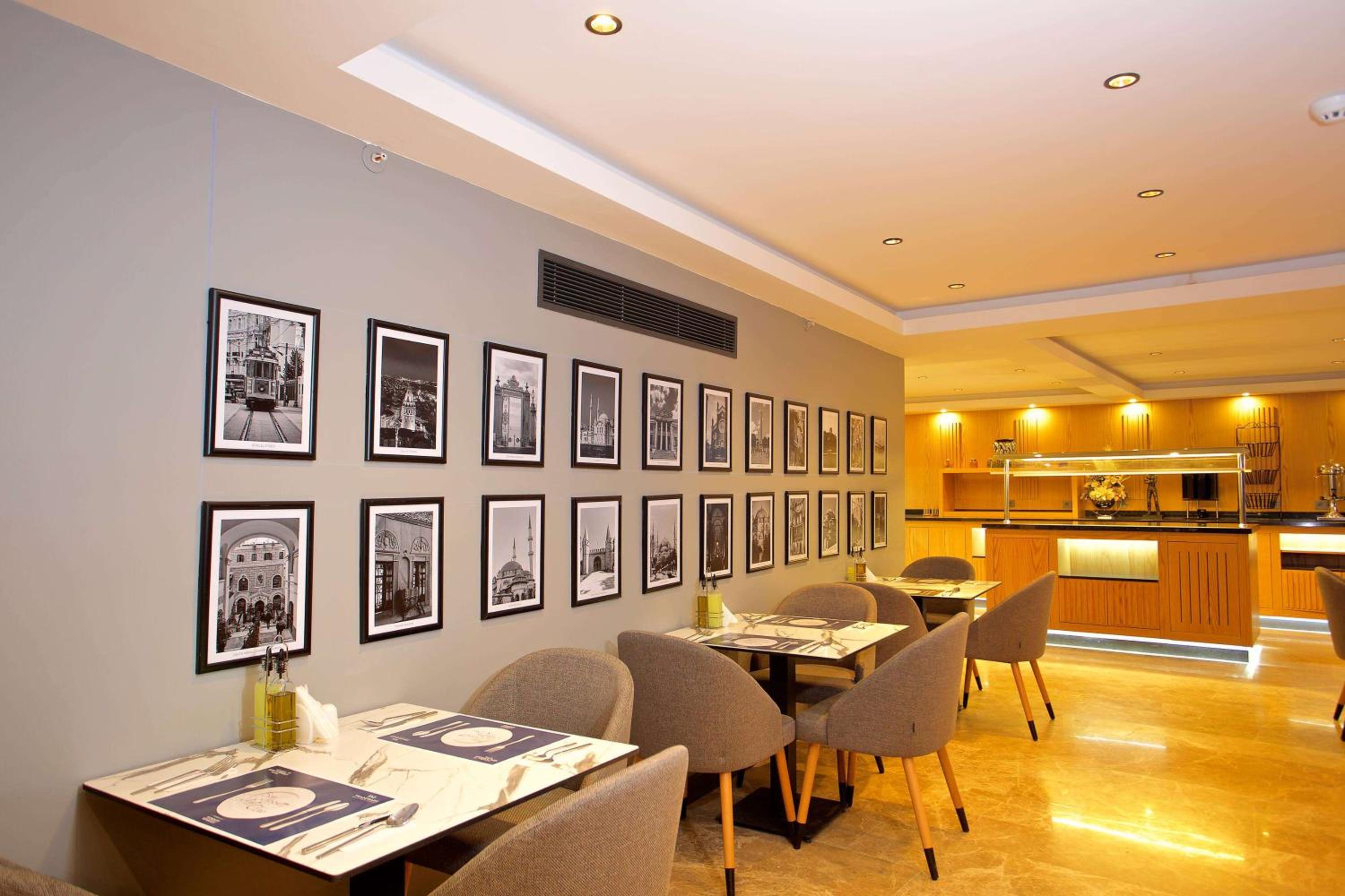 Istanbul New Airport Otel Trademark Collection by Wyndham - Image 5