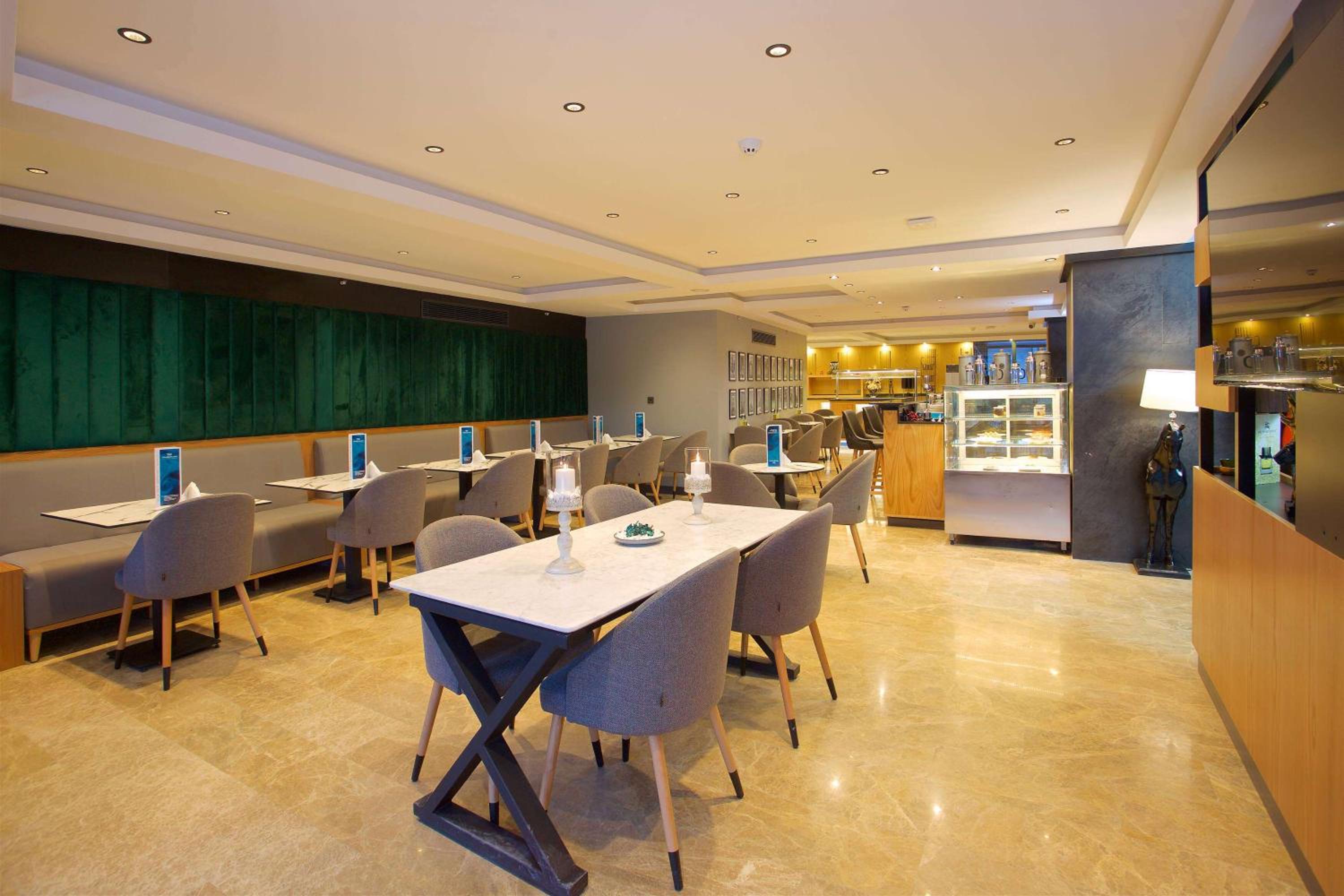 Istanbul New Airport Otel Trademark Collection by Wyndham - Image 7