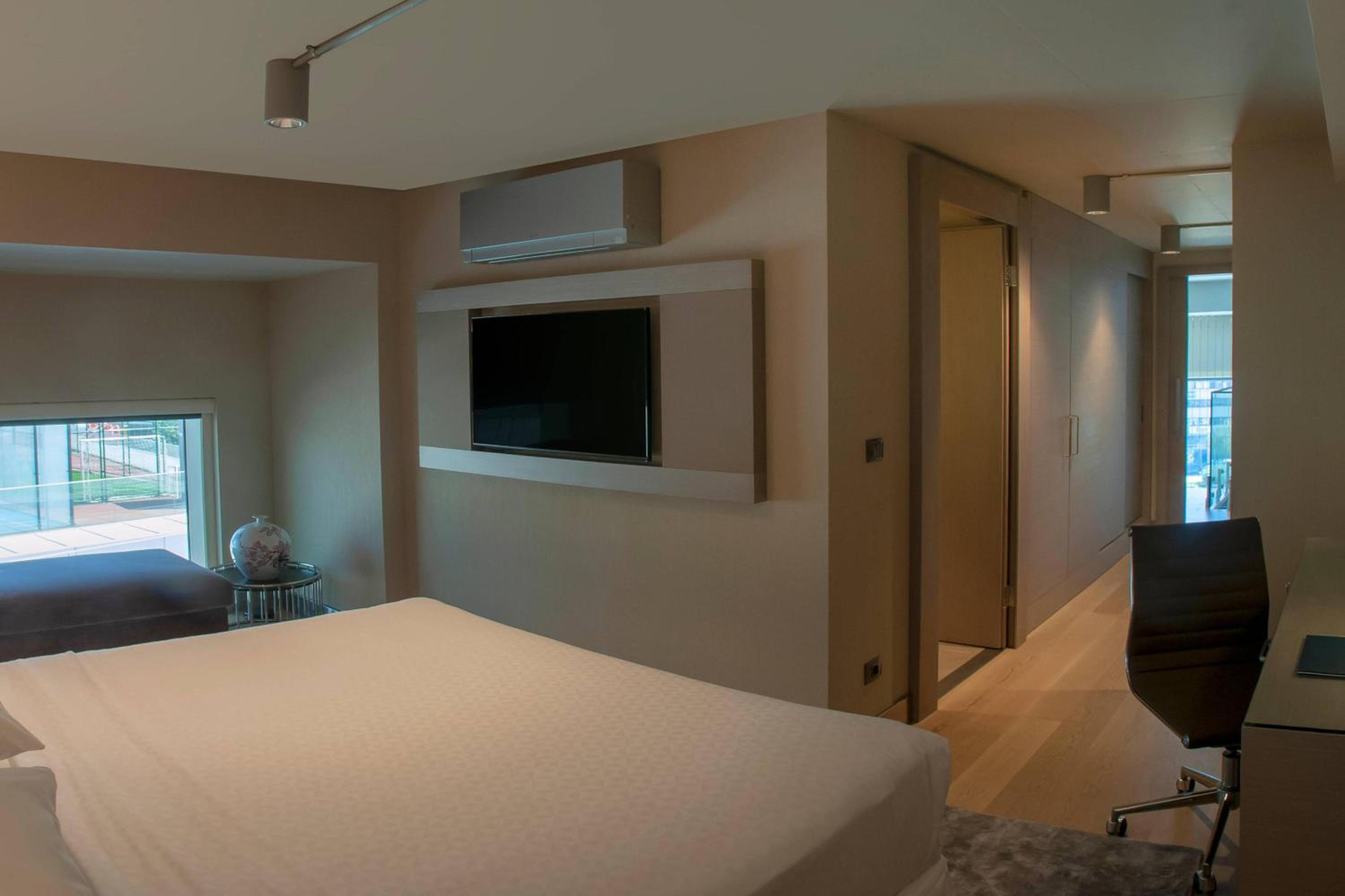 Four Points by Sheraton Izmir - Image 48