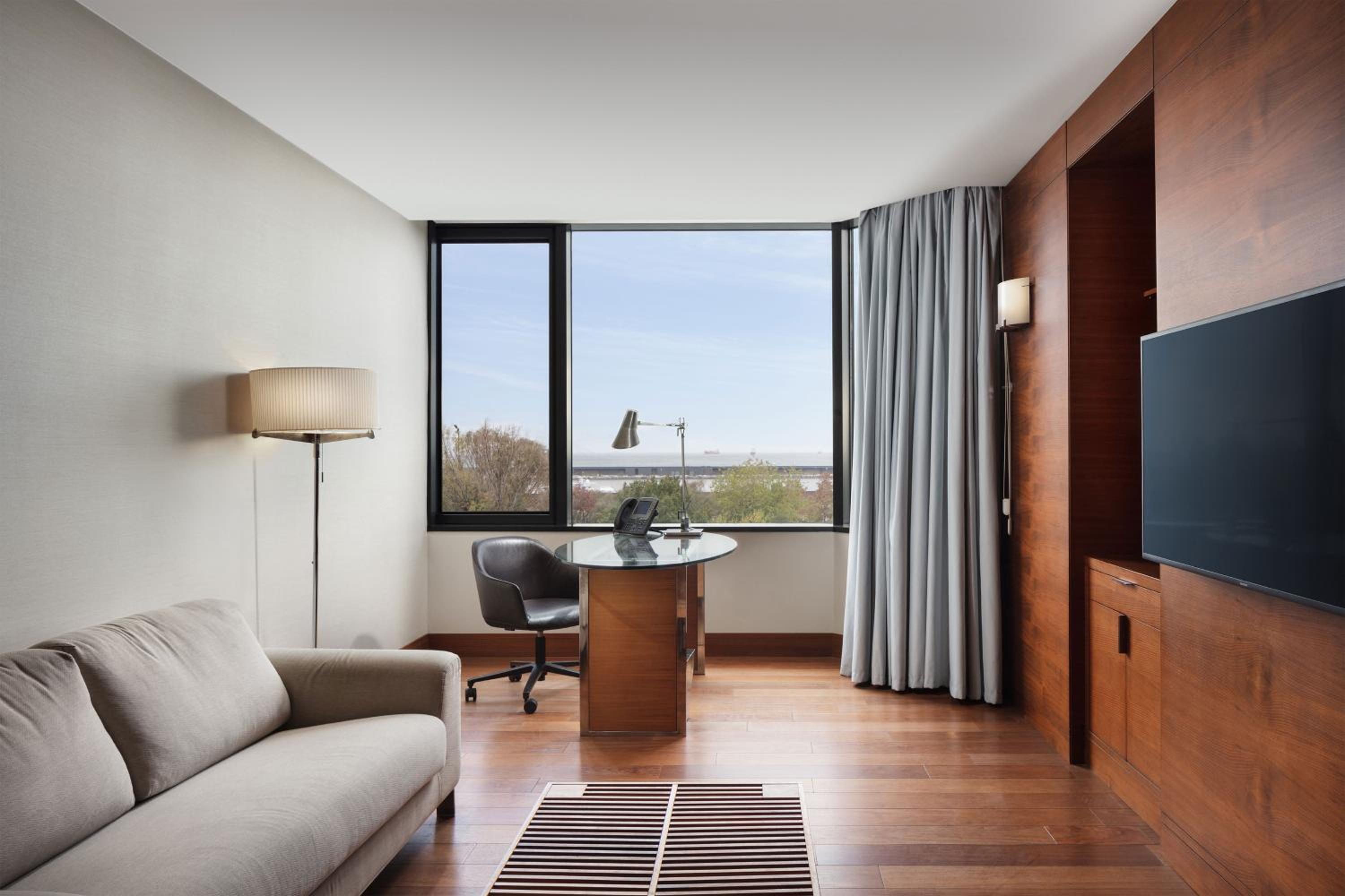 Sheraton Istanbul Atakoy Hotel - Image 32