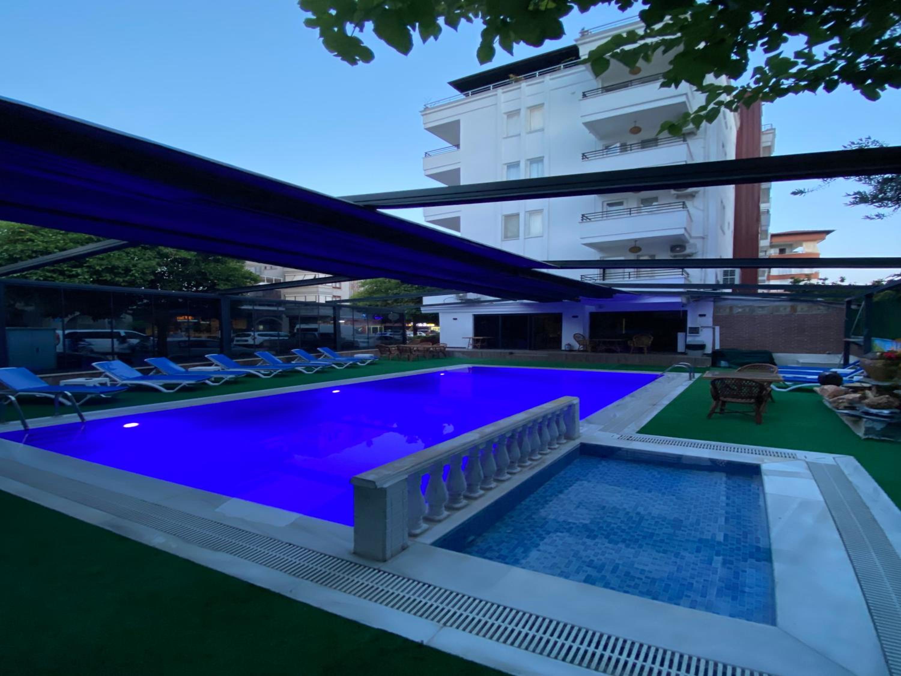 Kadeer Hotel - Image 18