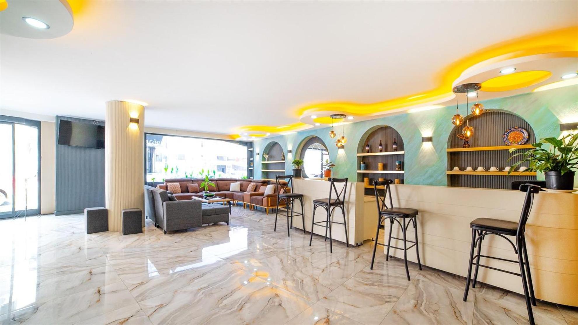 Blue Marina Hotel & Spa - Image 30
