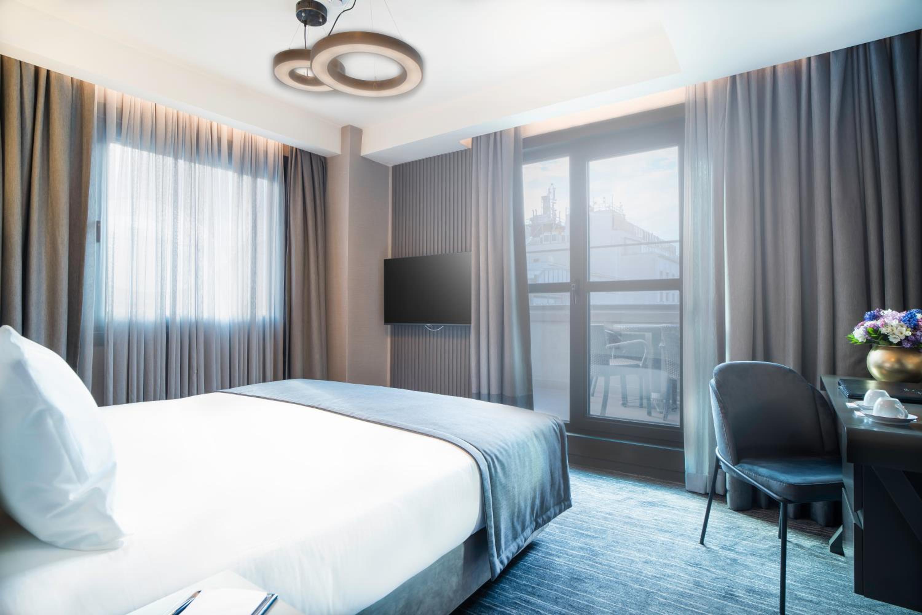 Arts Hotel Taksim - Image 5