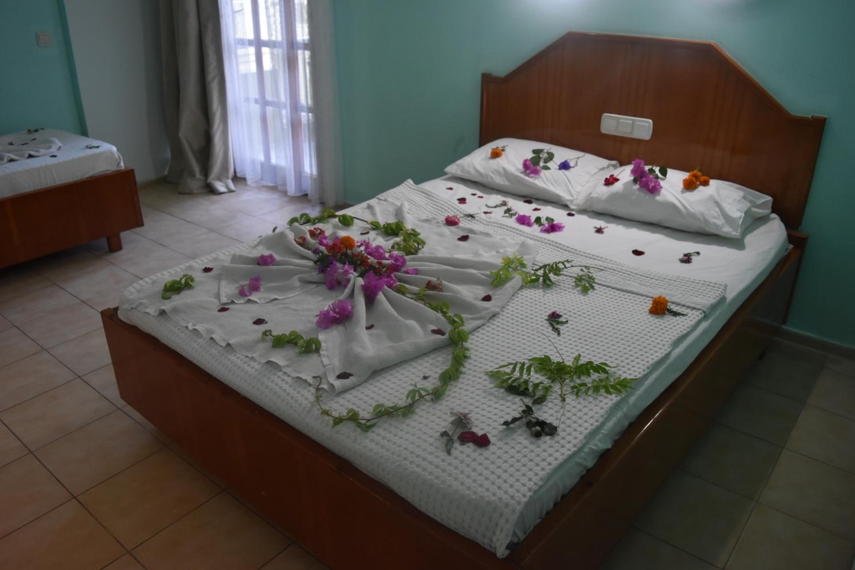 Ares City Otel - Image 20