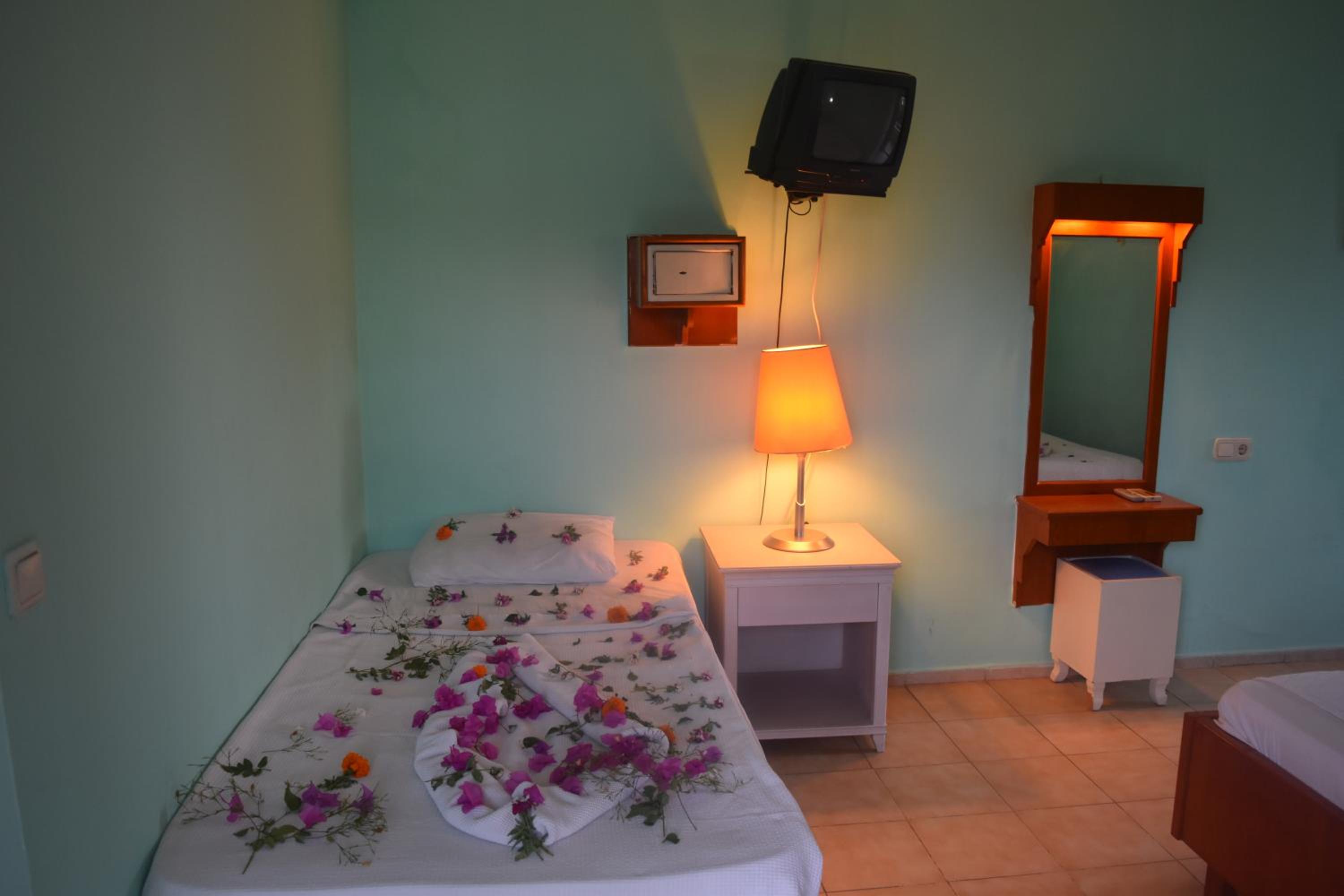 Ares City Otel - Image 7