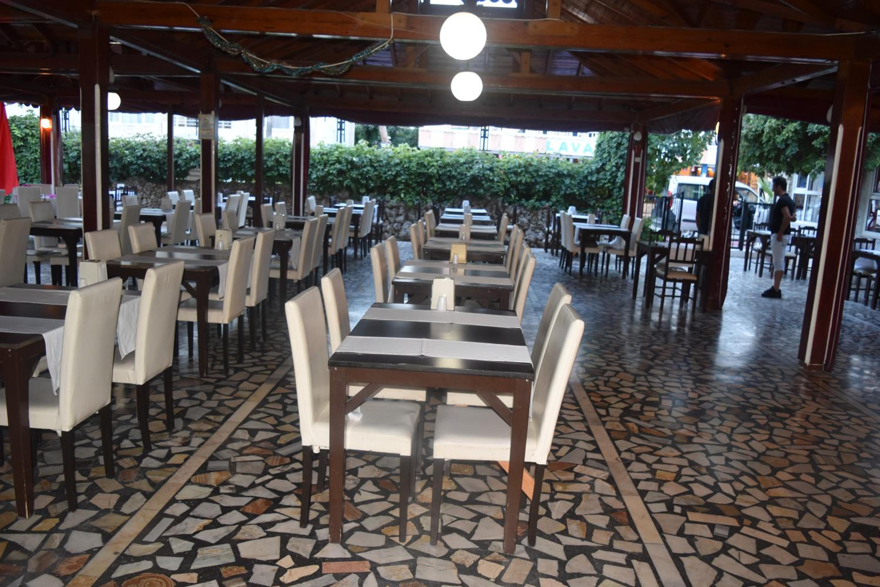 Ares City Otel - Image 9