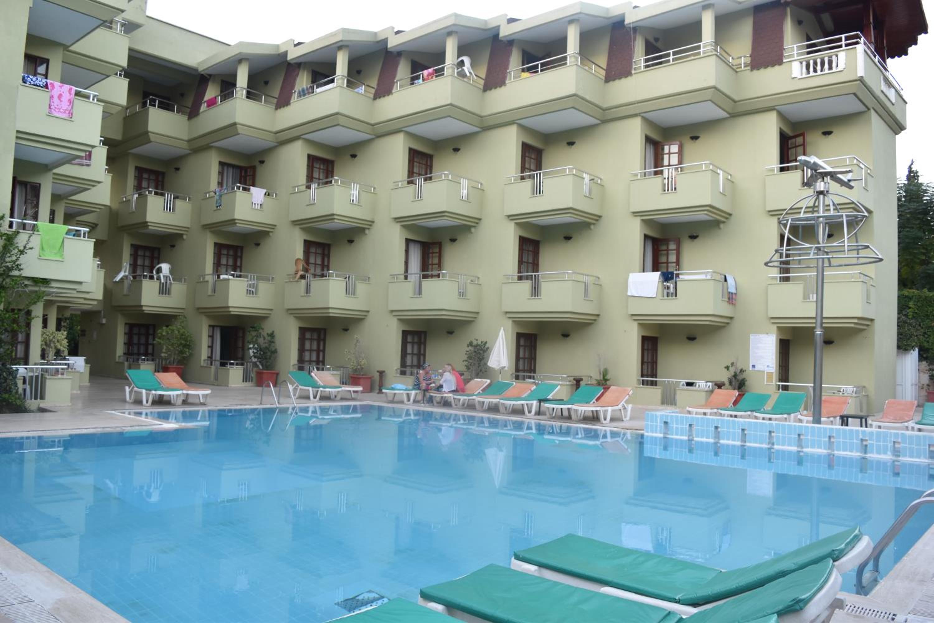 Ares City Otel - Image 11