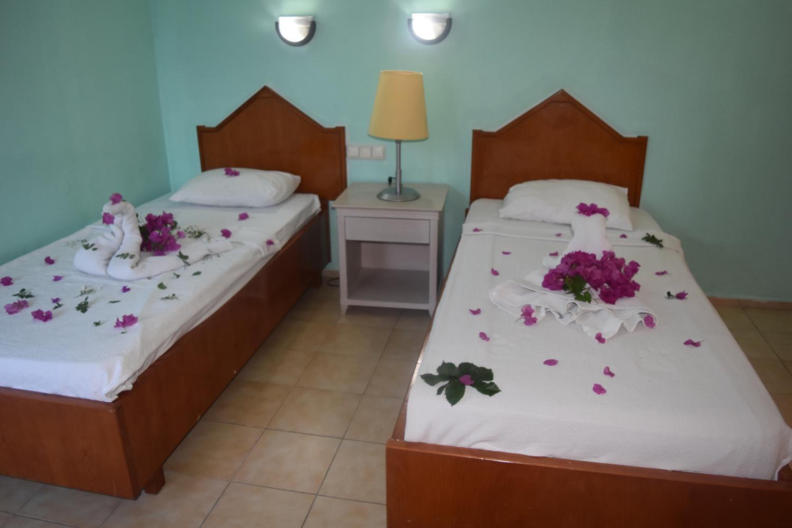 Ares City Otel - Image 15