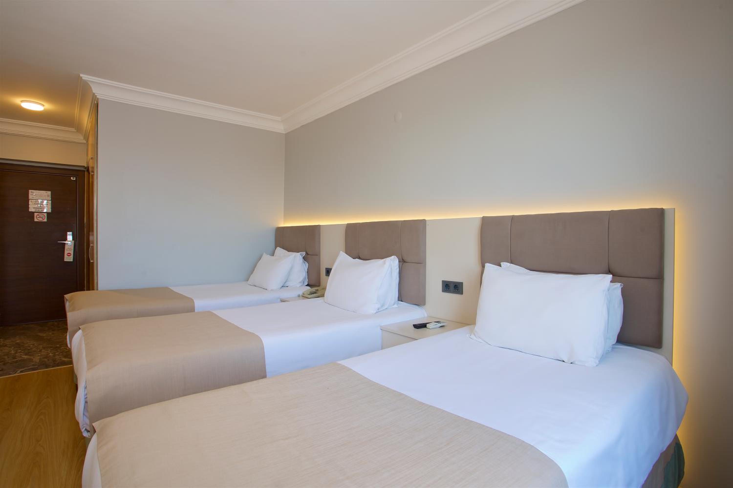 Grand Ant Otel - Image 23