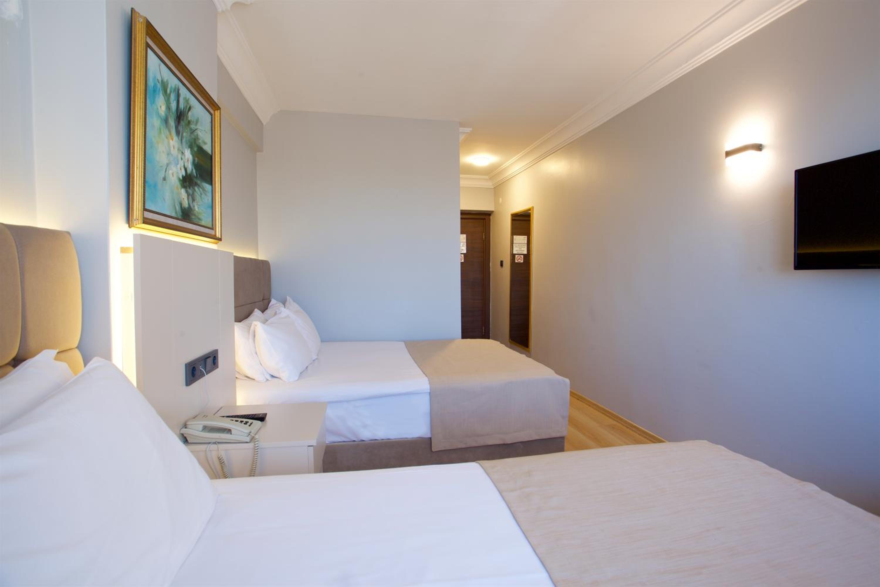 Grand Ant Otel - Image 26