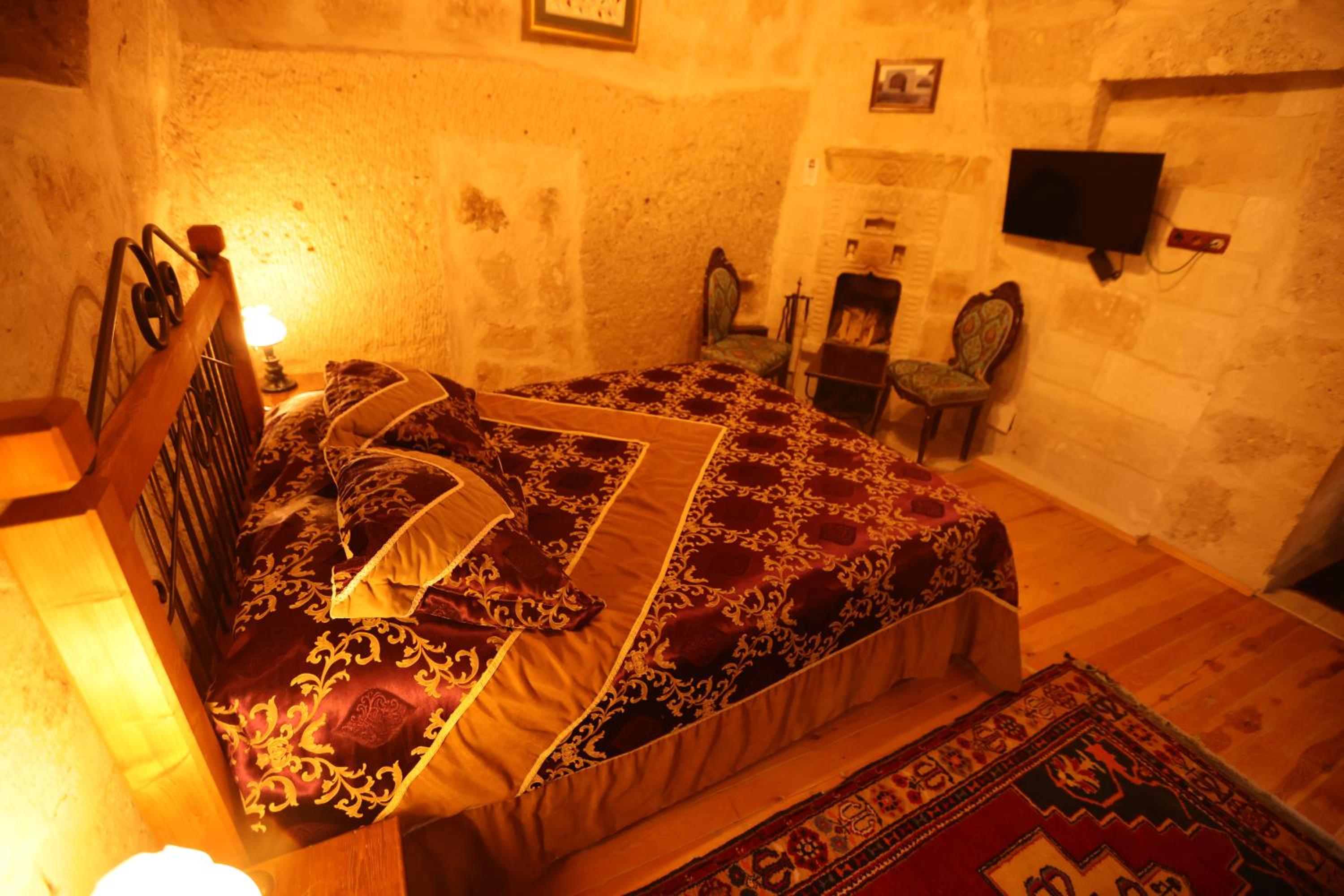 Traveller's Cave Hotel - Image 88