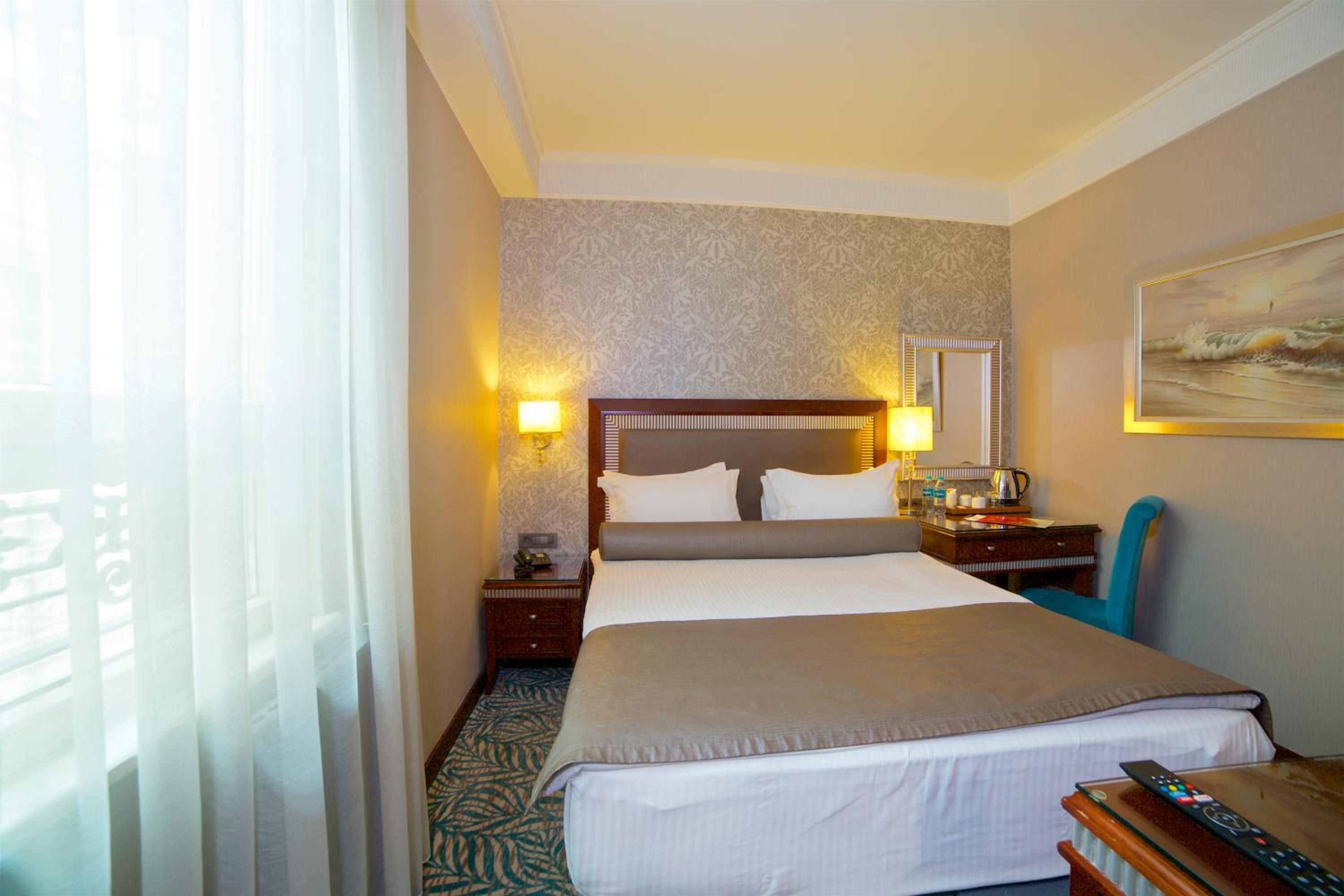 Emporium Otel - Image 35