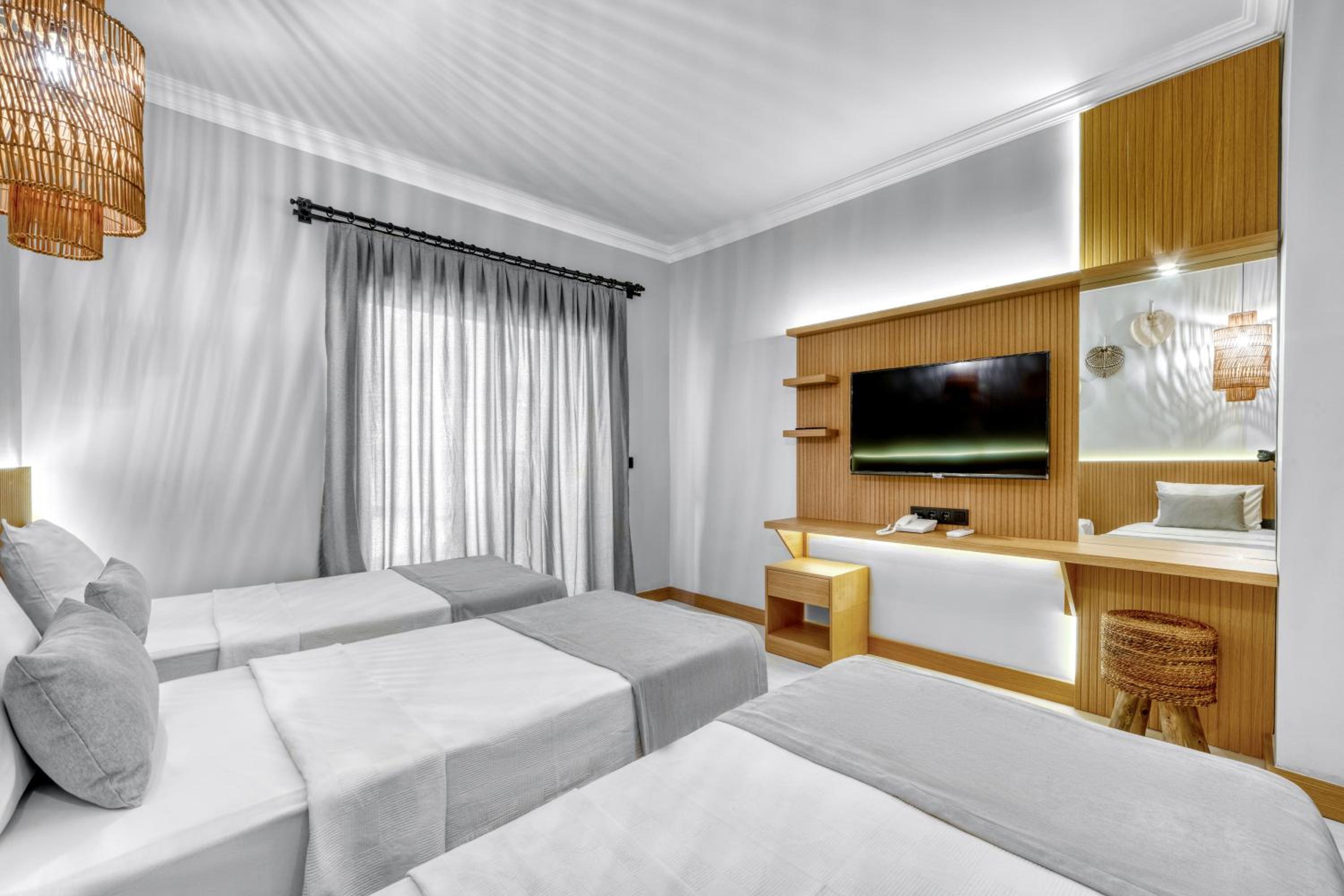 Hildegard Hotel - Image 38