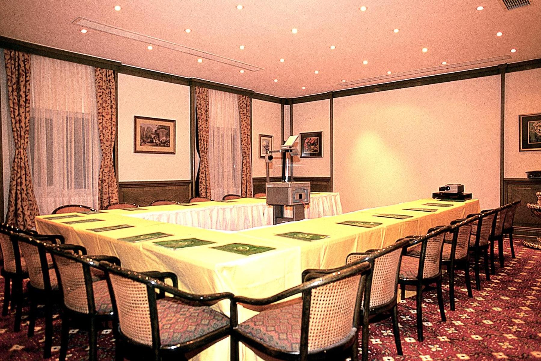 Istanbul Royal Hotel - Image 160