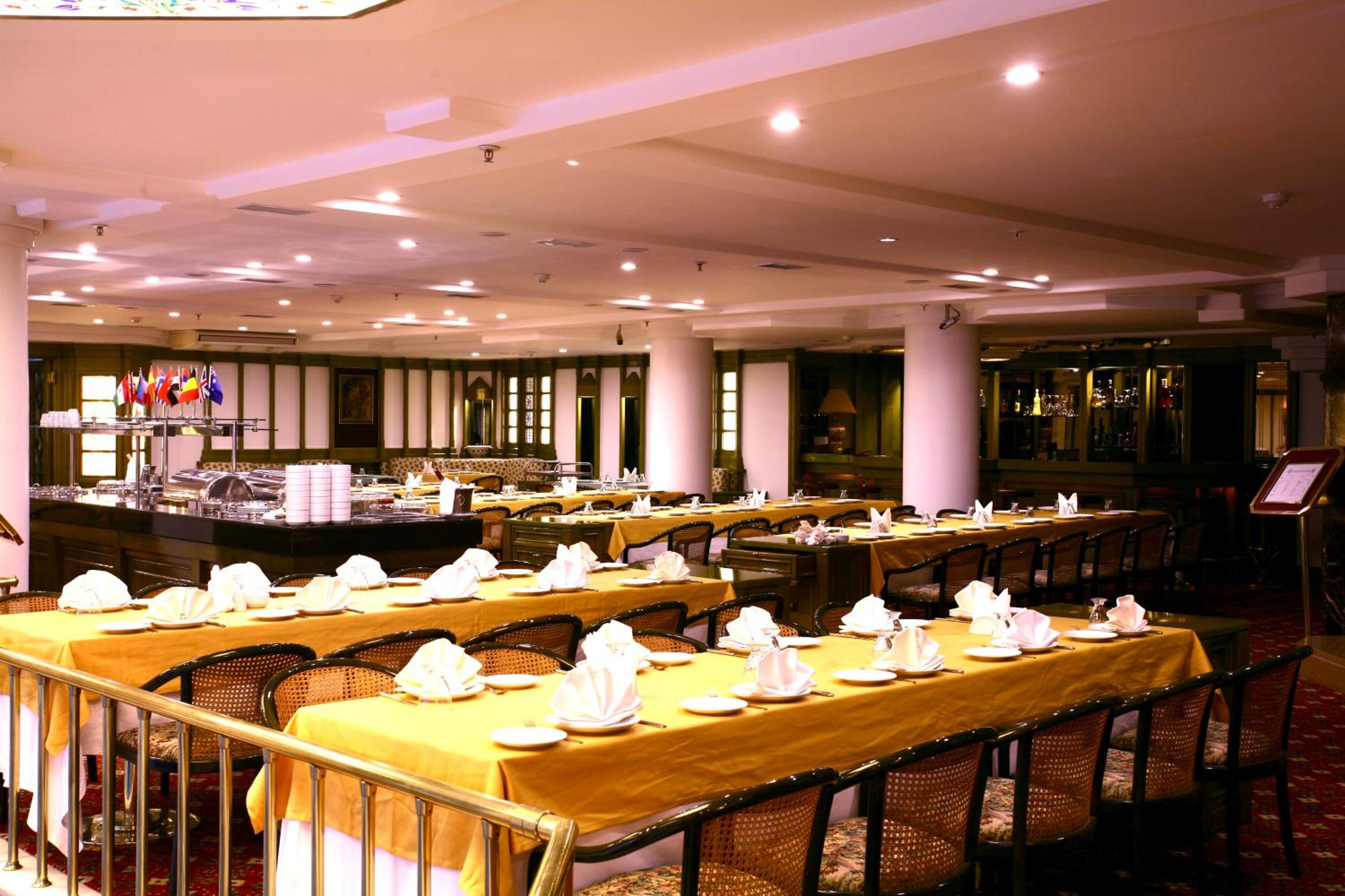 Istanbul Royal Hotel - Image 81