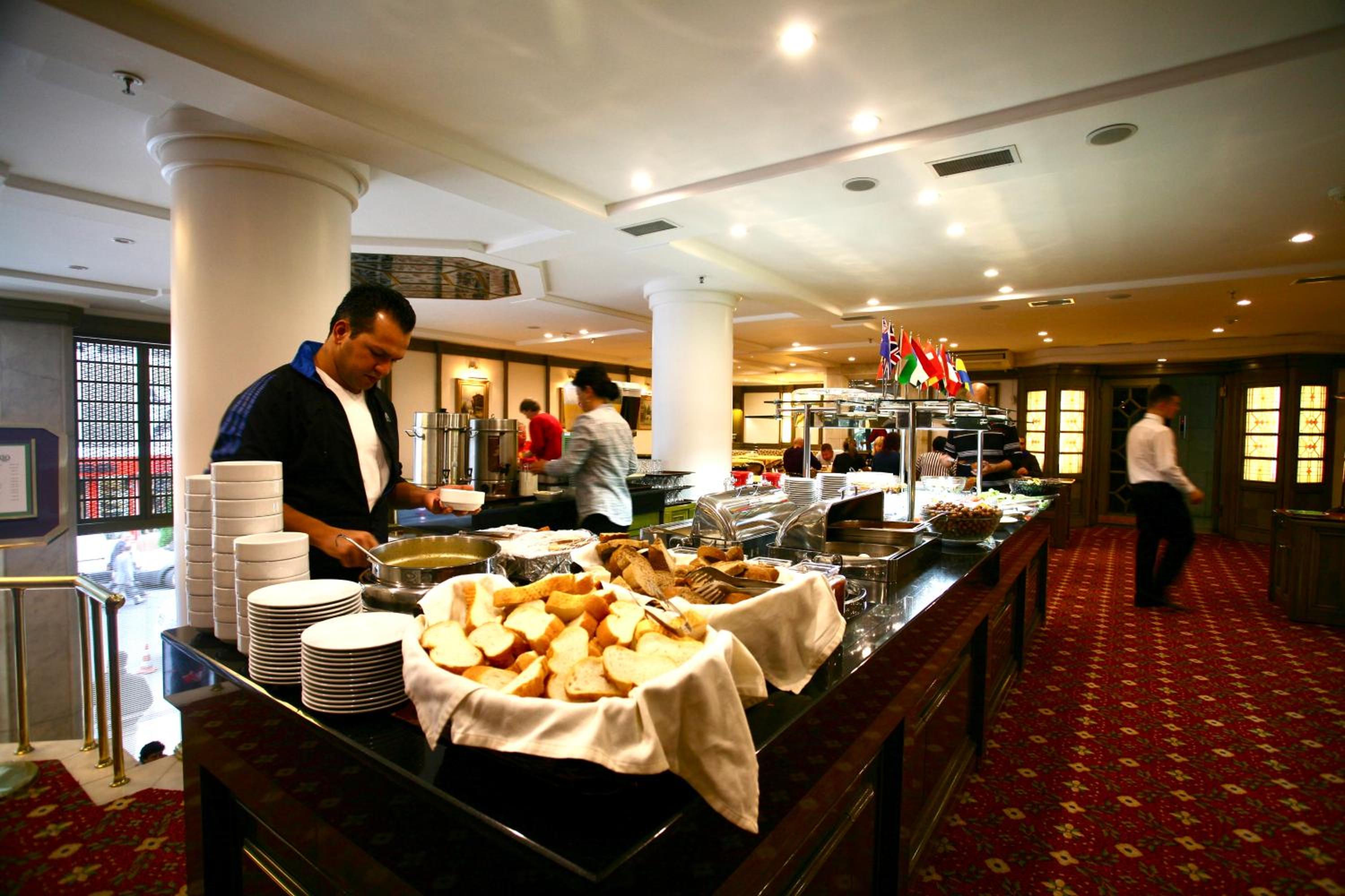 Istanbul Royal Hotel - Image 74