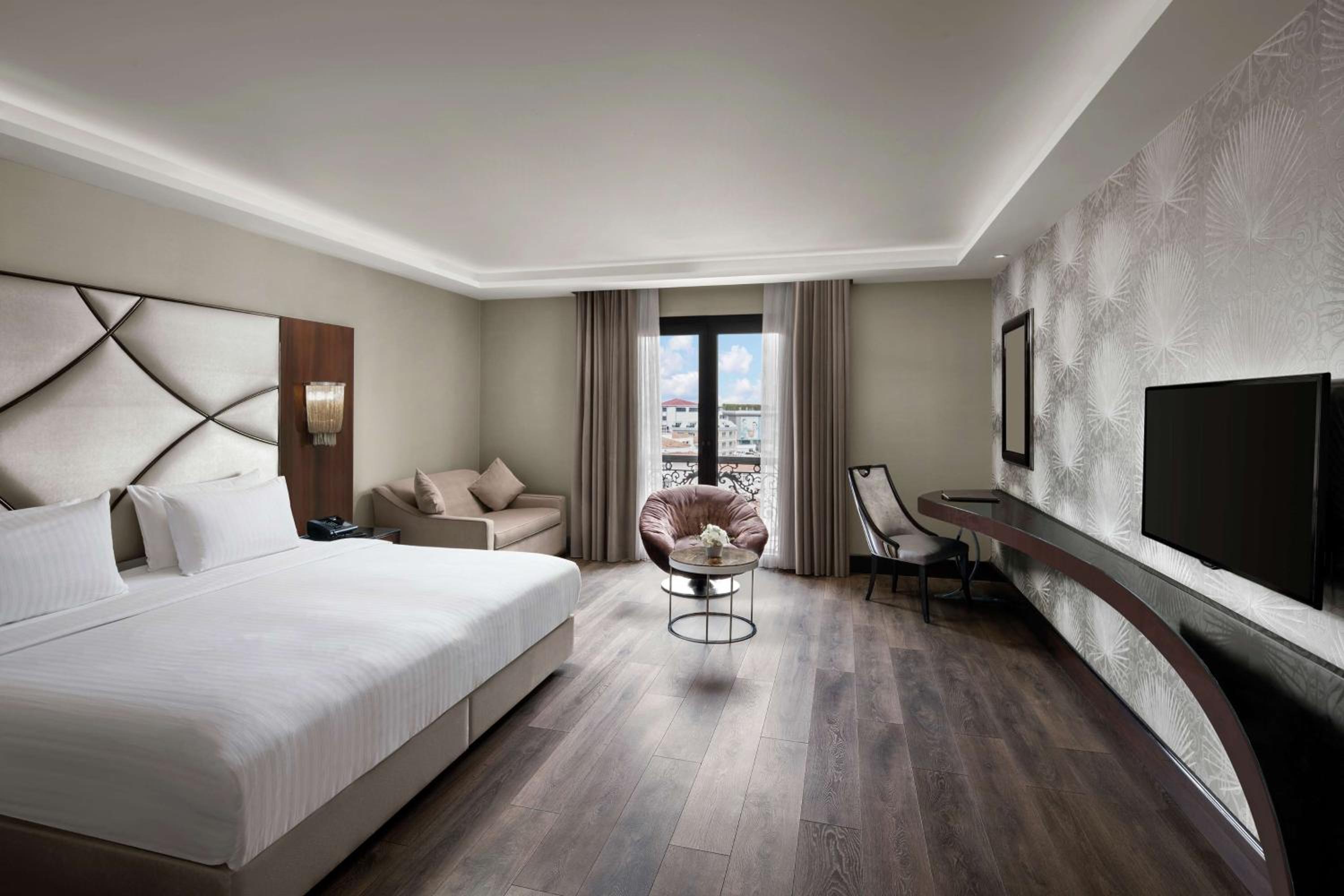 DoubleTree by Hilton İstanbul Esentepe - Image 23