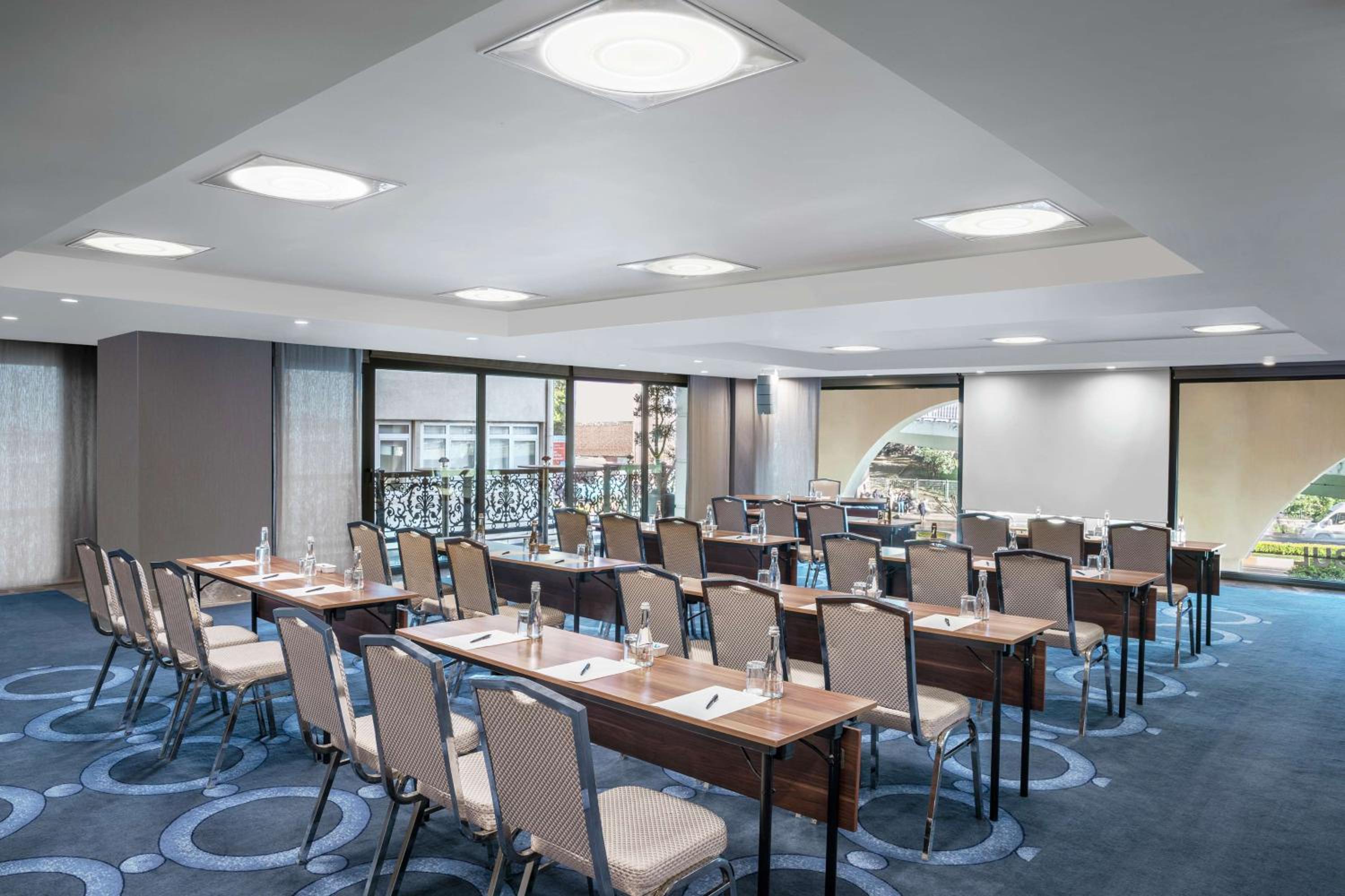 DoubleTree by Hilton İstanbul Esentepe - Image 73