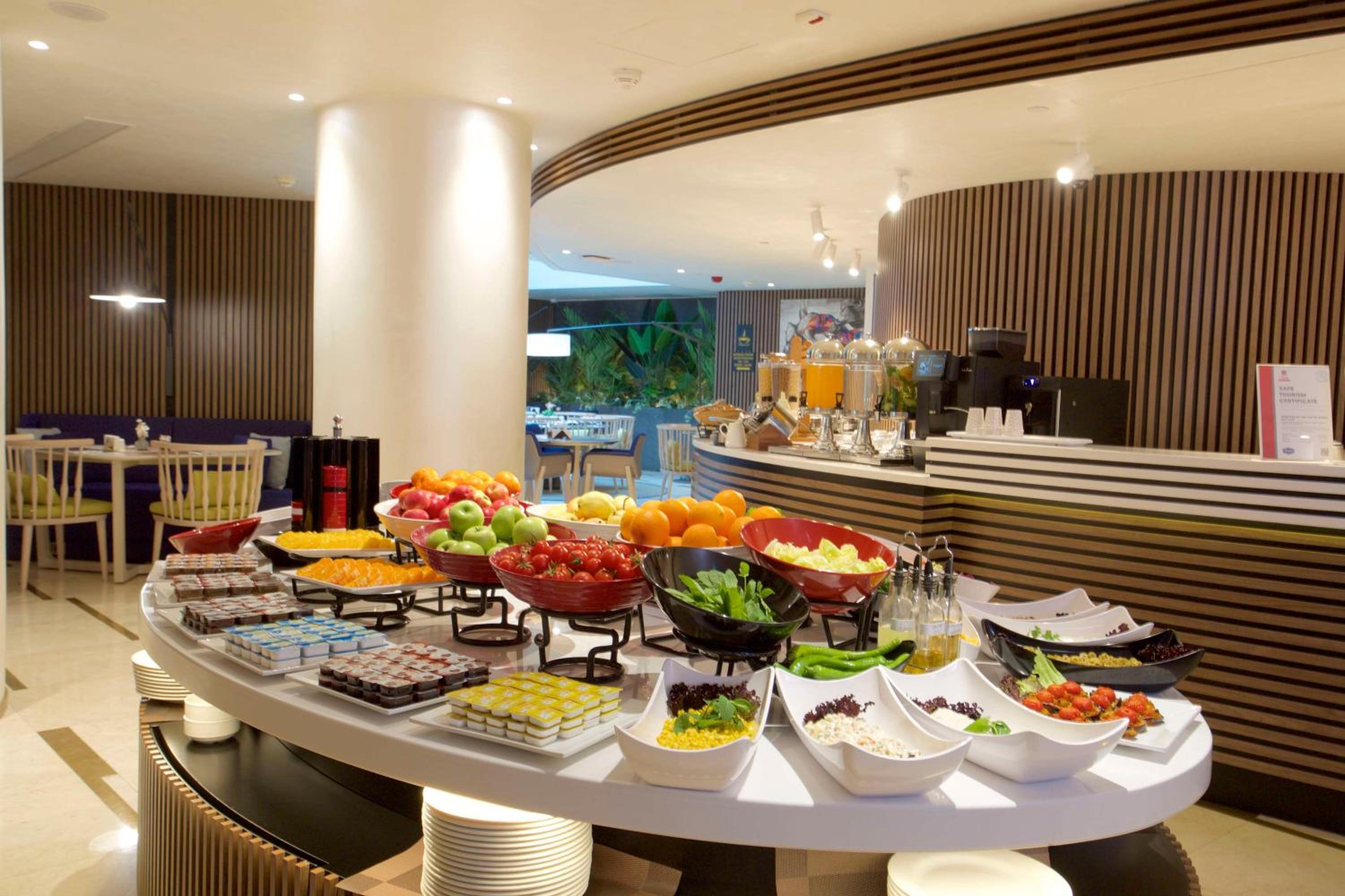 Hampton By Hilton İstanbul Eski Şehir - Image 6