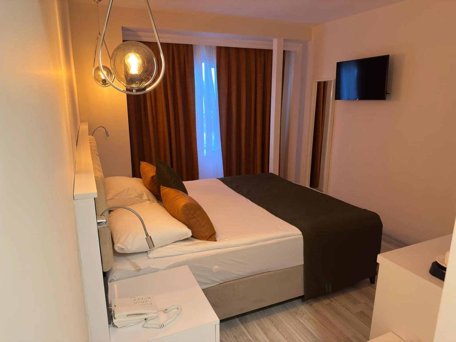 Aura Boutique Hotel - Image 67