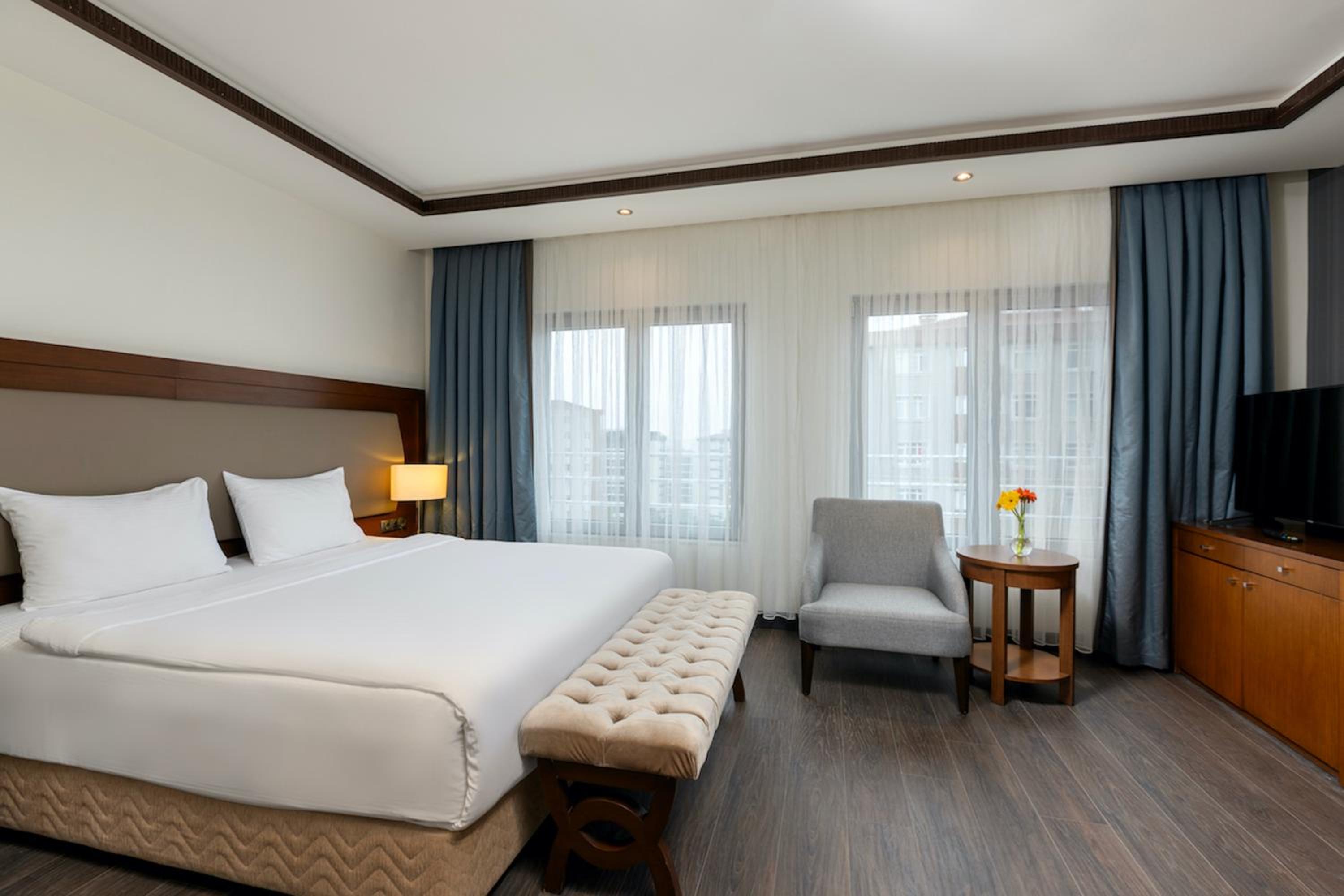 Miracle Istanbul Asia Airport Hotel & Spa - Image 77