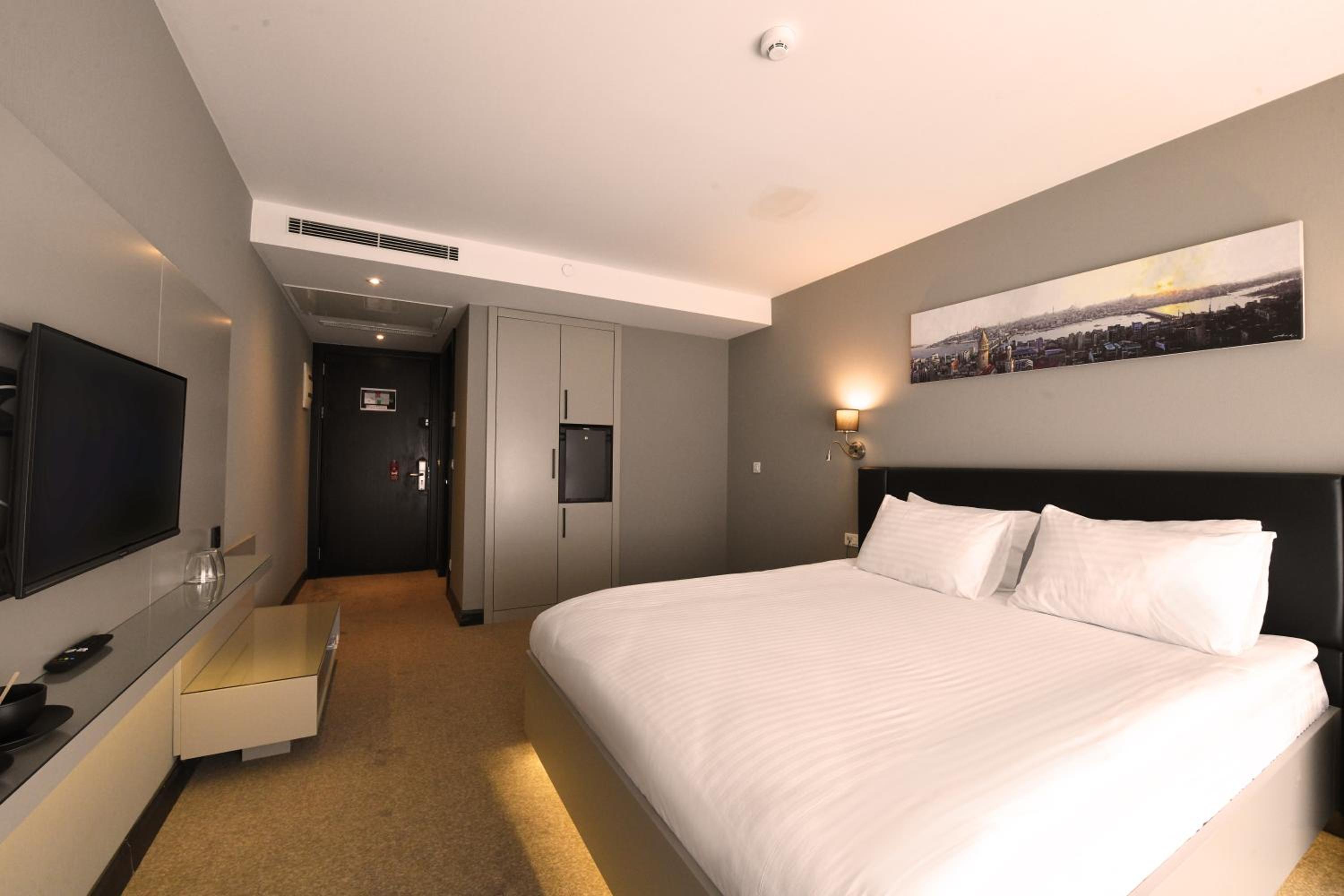 Inncity Hotel Nisantasi - Image 16