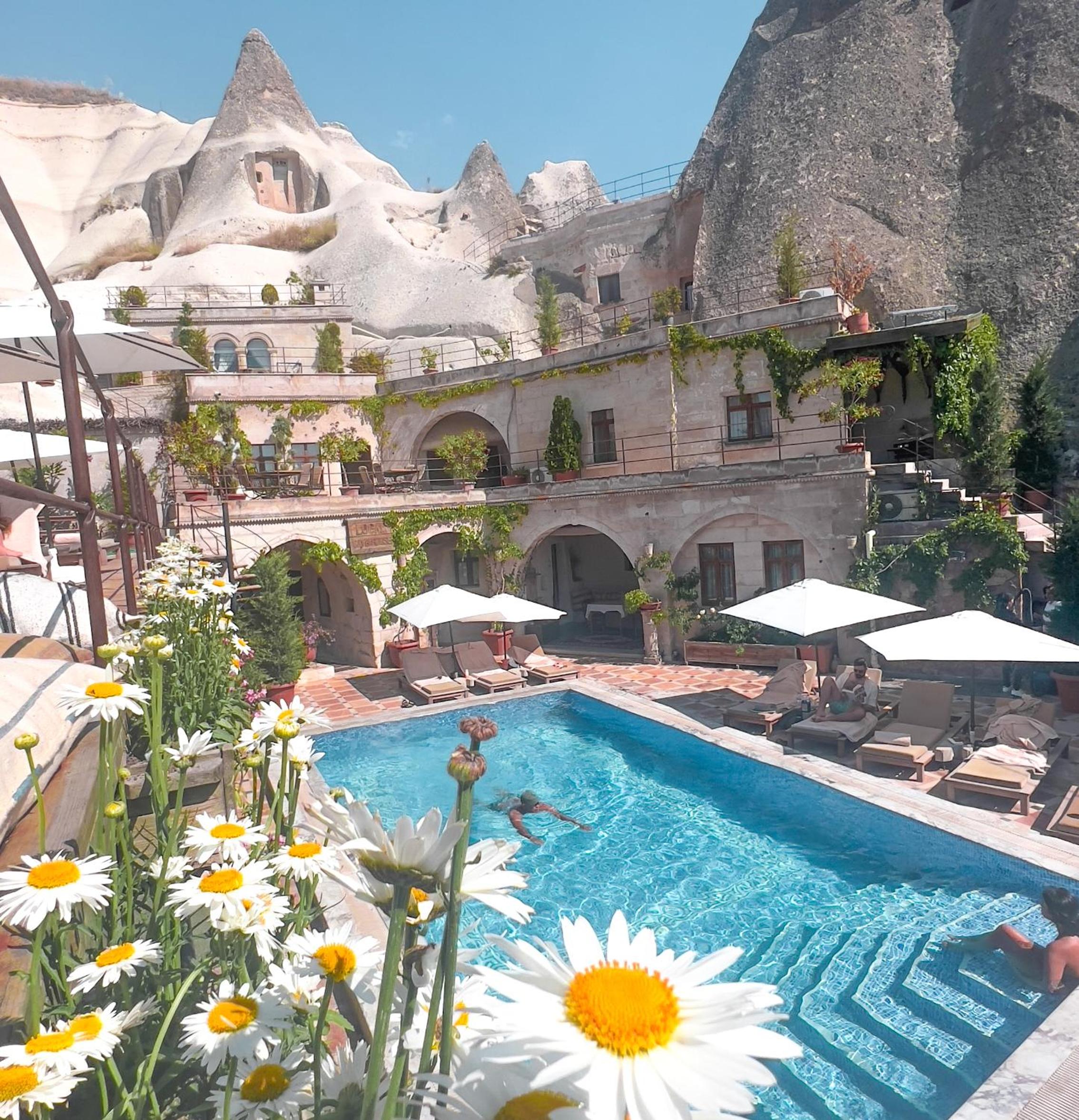 Local Cave House Hotel - Image 97