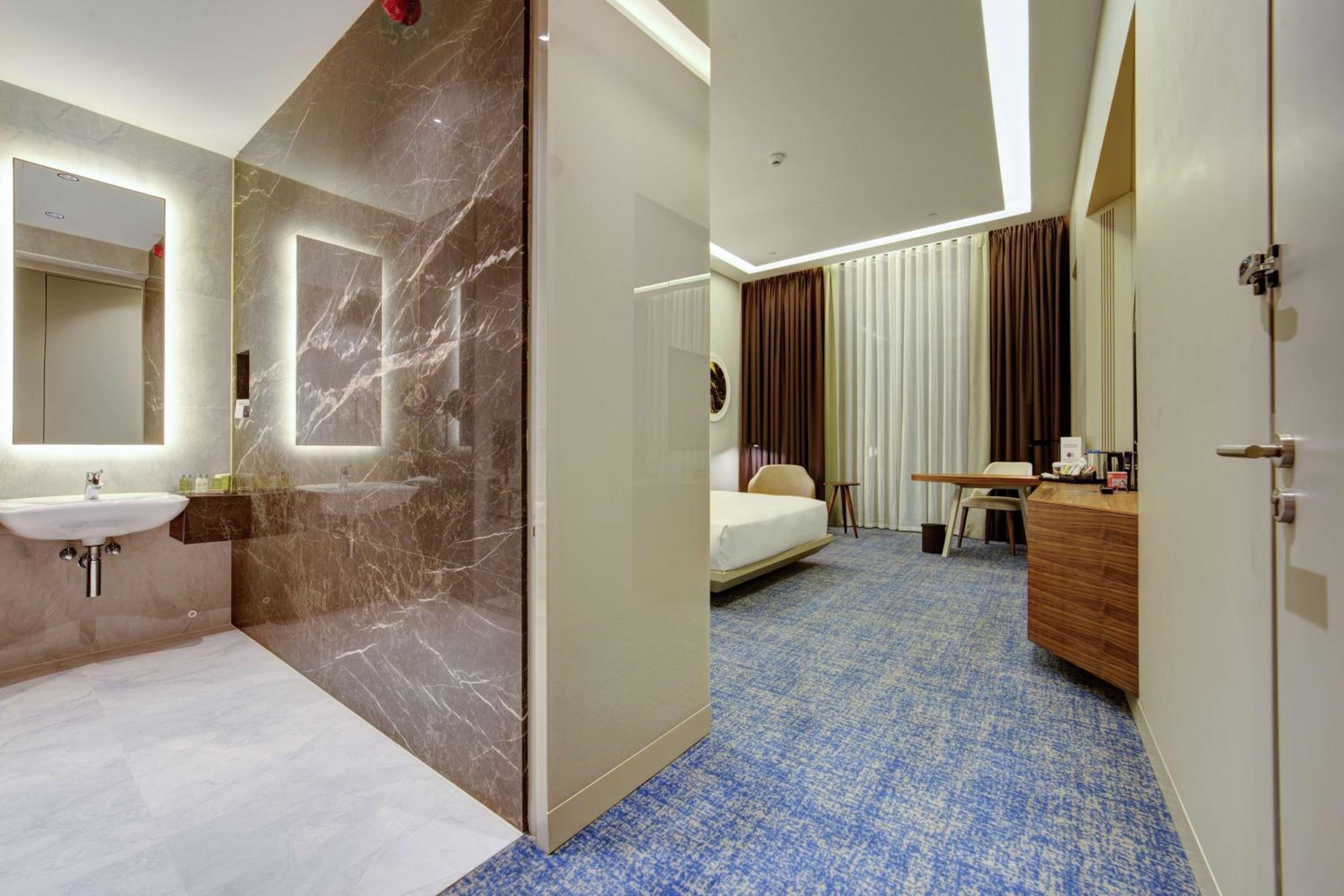 DoubleTree by Hilton Adana - Image 14