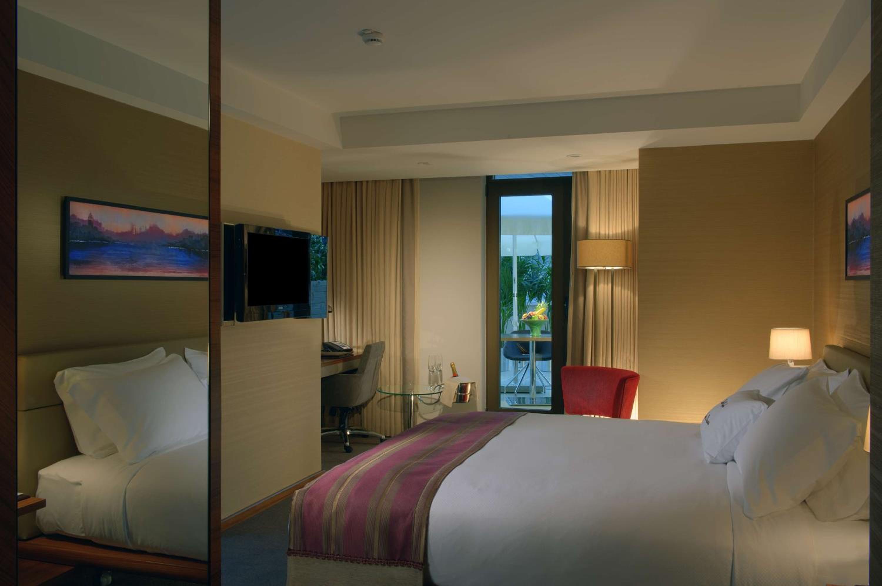 DoubleTree By Hilton Istanbul - Old Town - Image 38