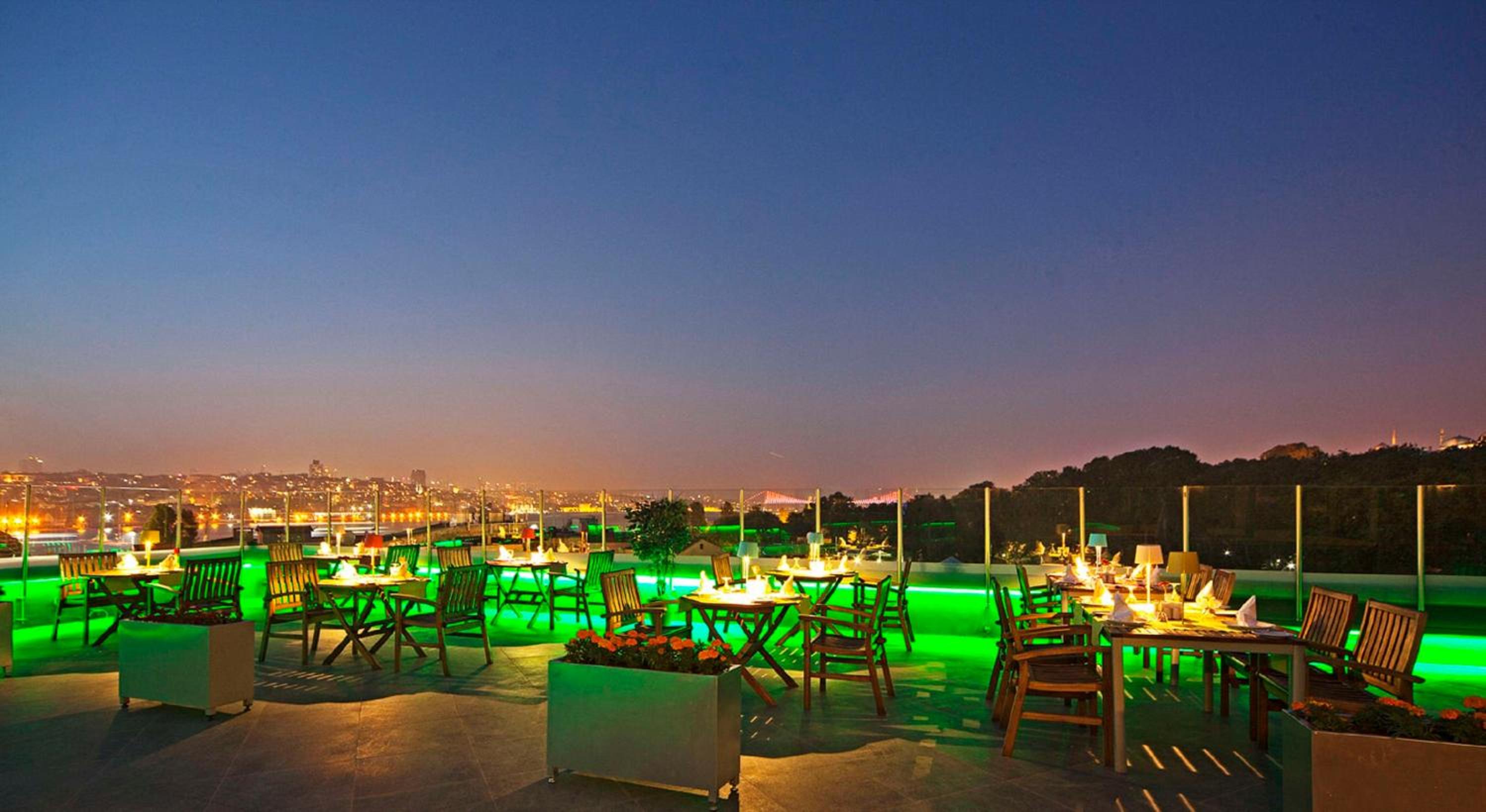 DoubleTree by Hilton Istanbul - Sirkeci - Image 15