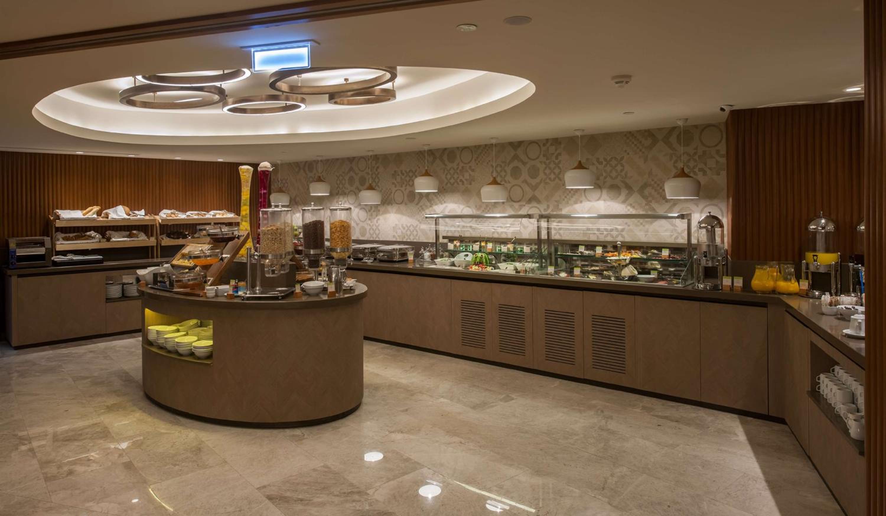 DoubleTree by Hilton Istanbul - Sirkeci - Image 26