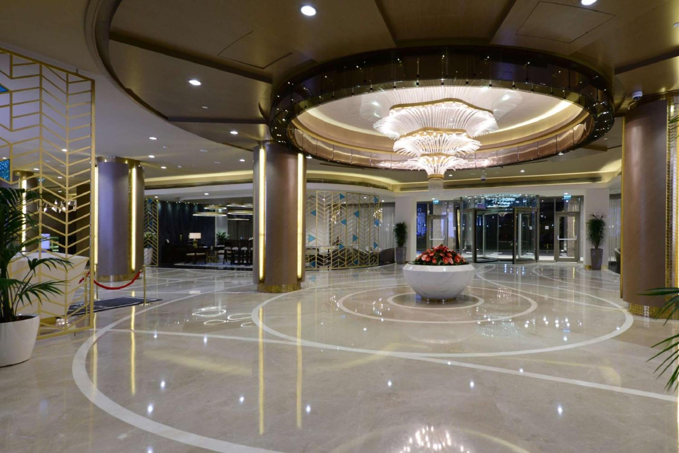 Hilton Istanbul Kozyatagi - Image 9