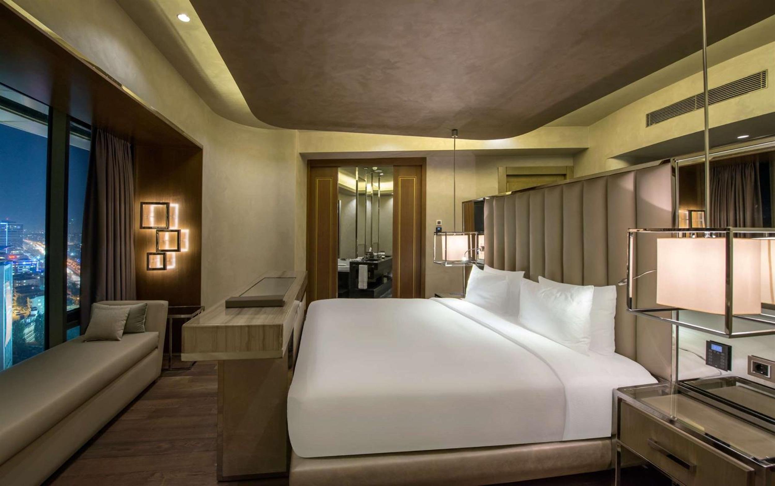 Hilton Istanbul Kozyatagi - Image 35