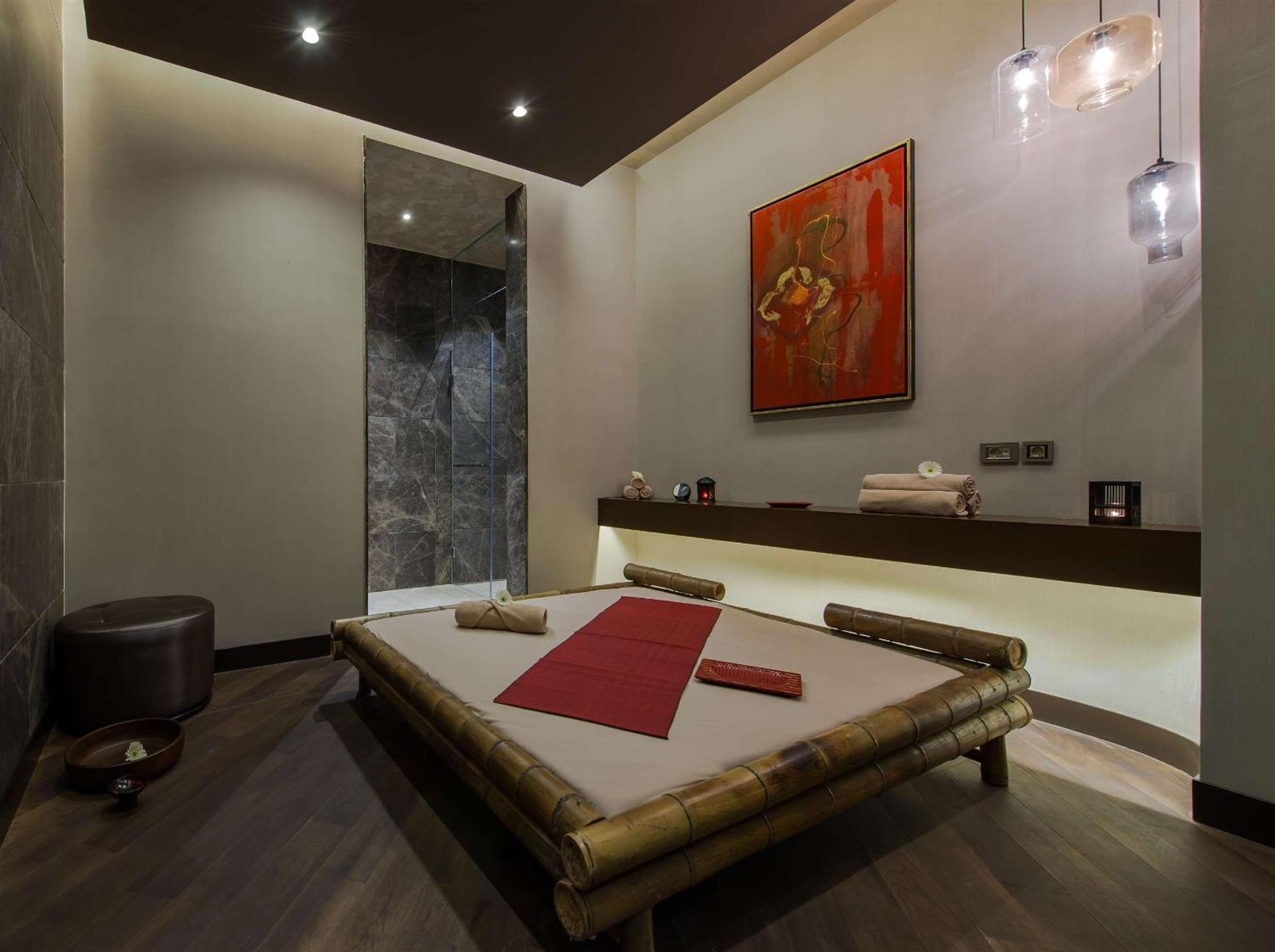 Hilton Istanbul Kozyatagi - Image 93