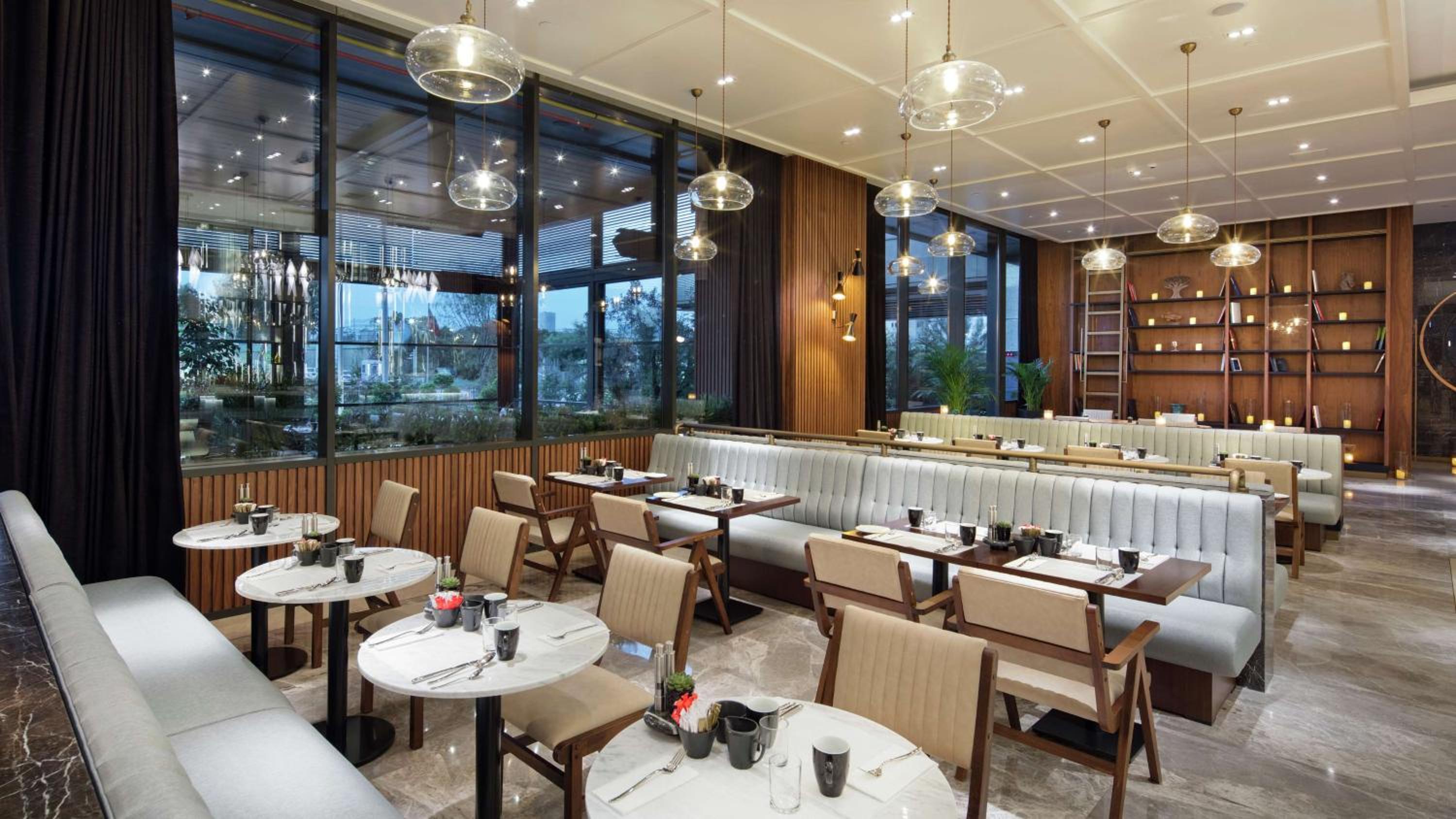 Hilton Istanbul Maslak - Image 20
