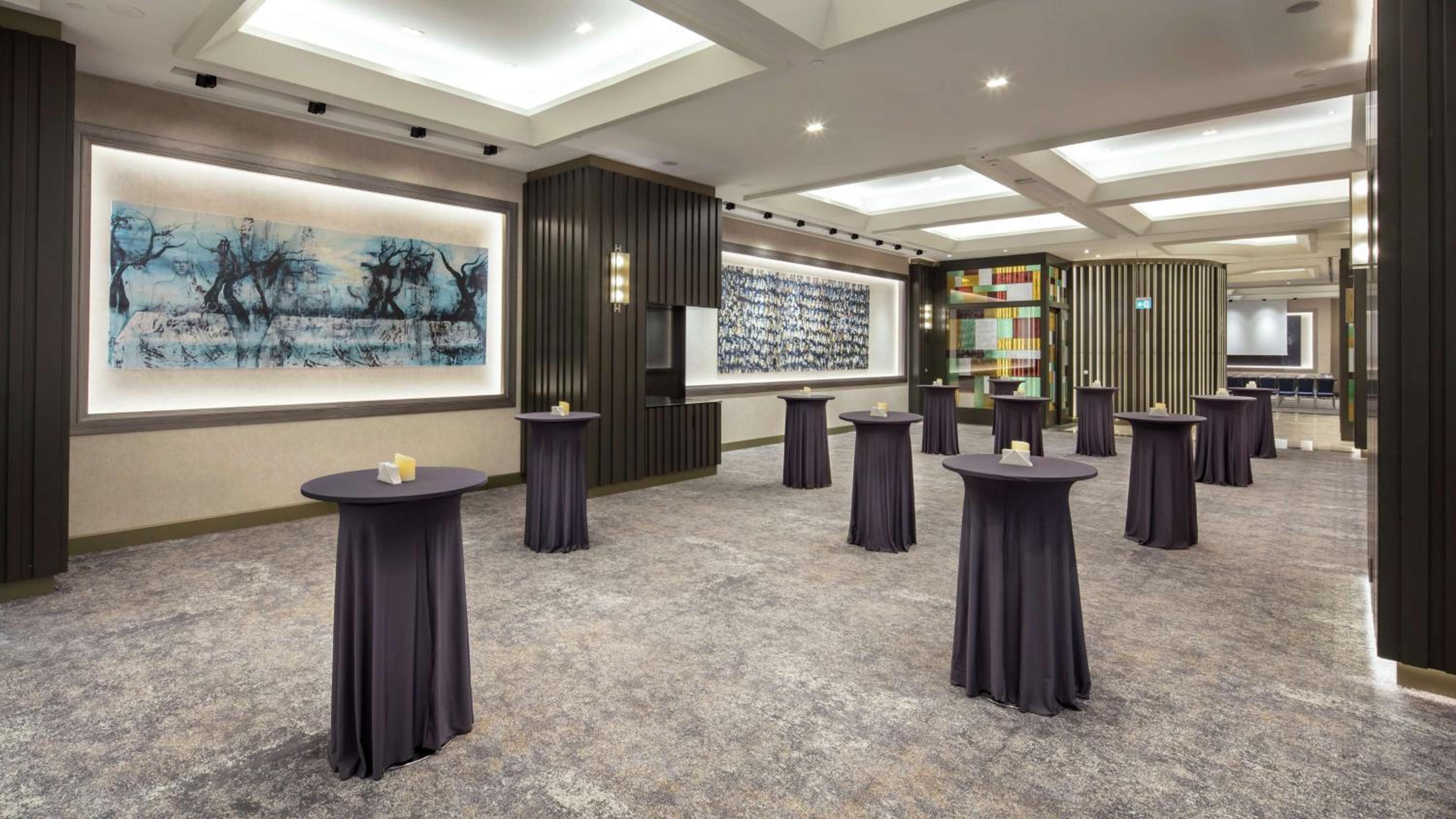 Hilton Istanbul Maslak - Image 21