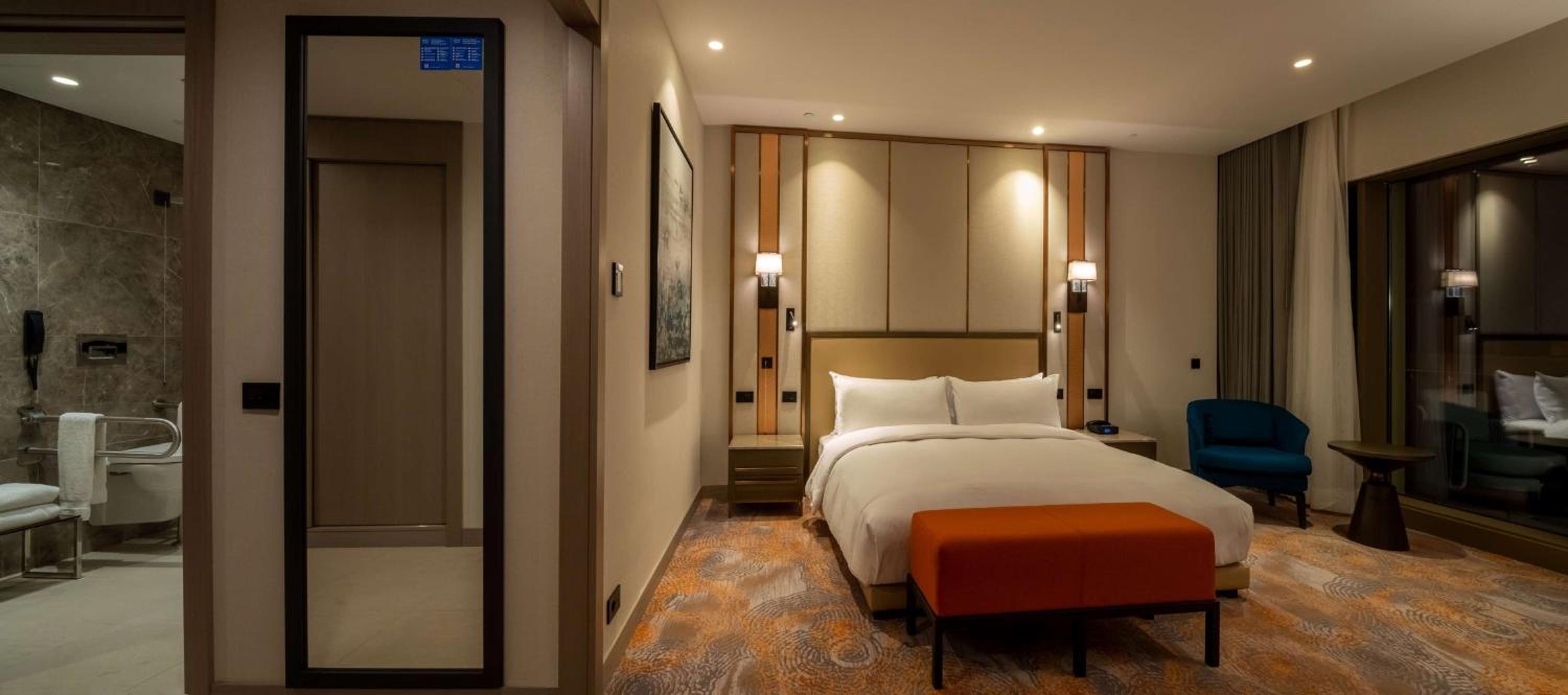 Hilton Mall Of Istanbul - Image 12