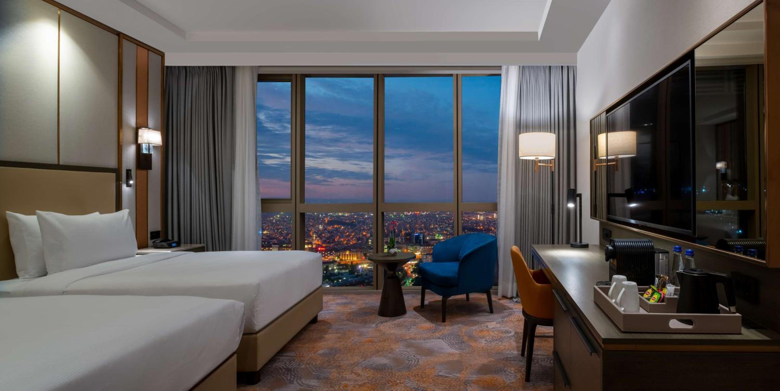 Hilton Mall Of Istanbul - Image 33
