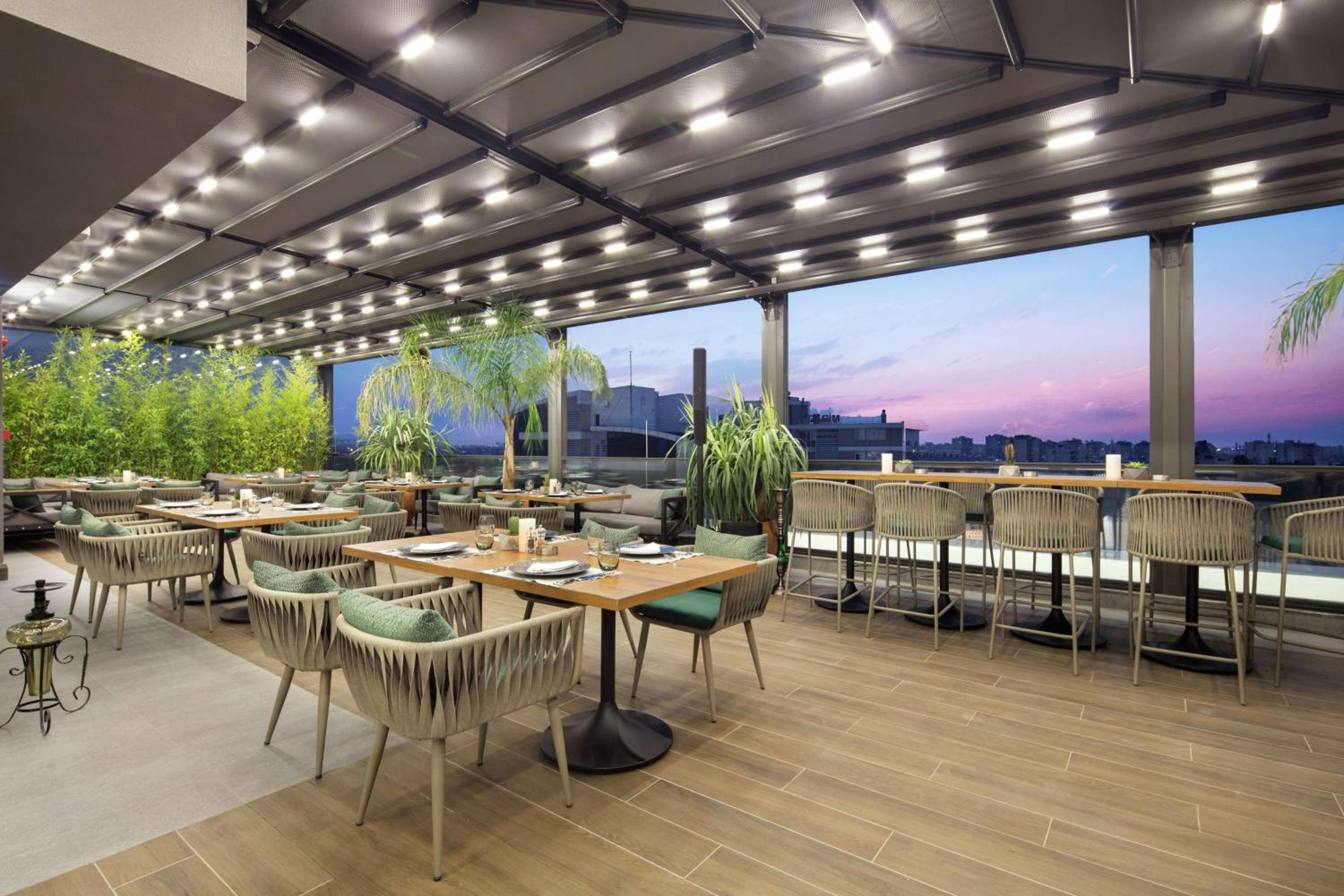 Doubletree By Hilton Antalya City Centre - Image 17