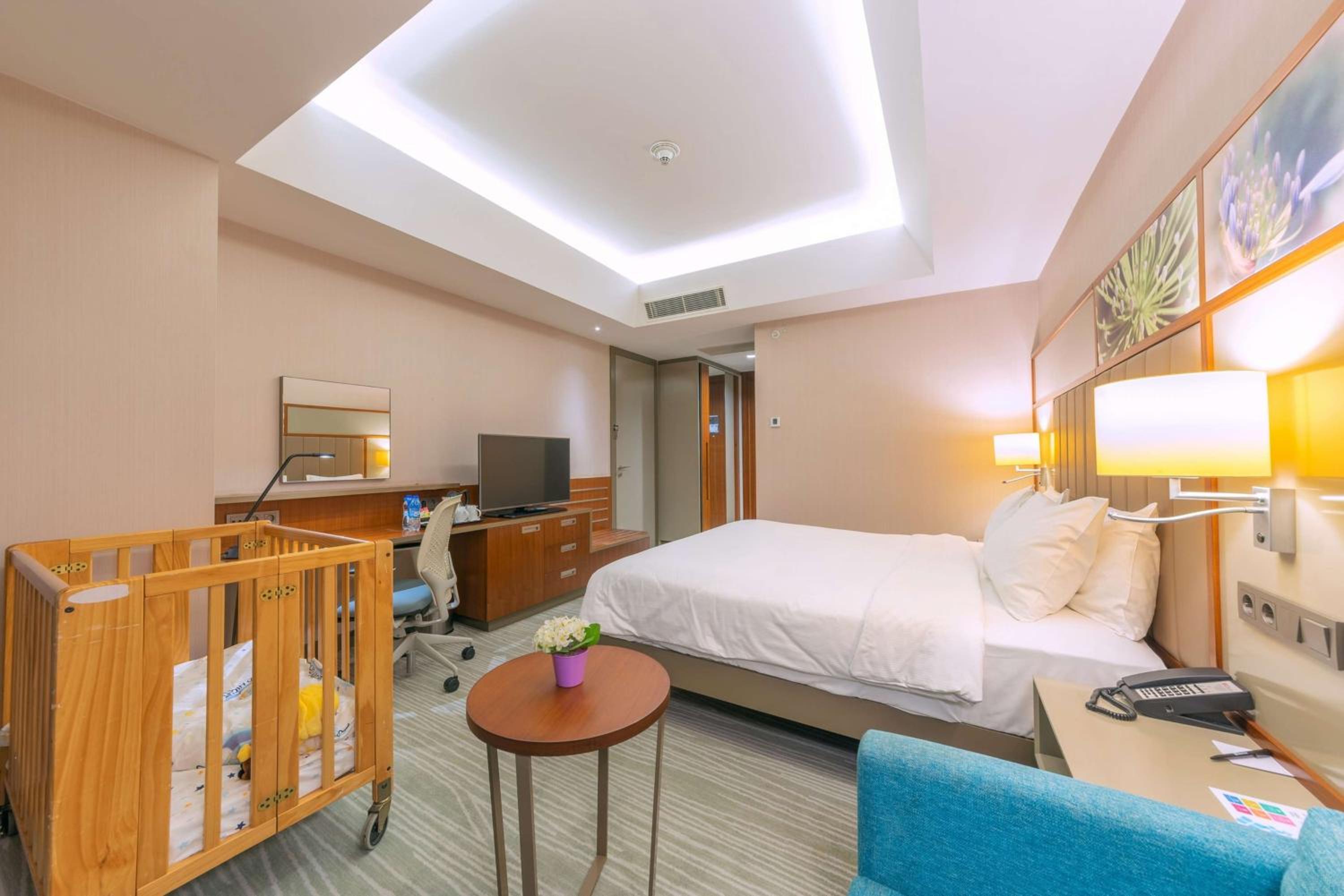Hilton Garden Inn İstanbul Atatürk Havalimanı - Image 32