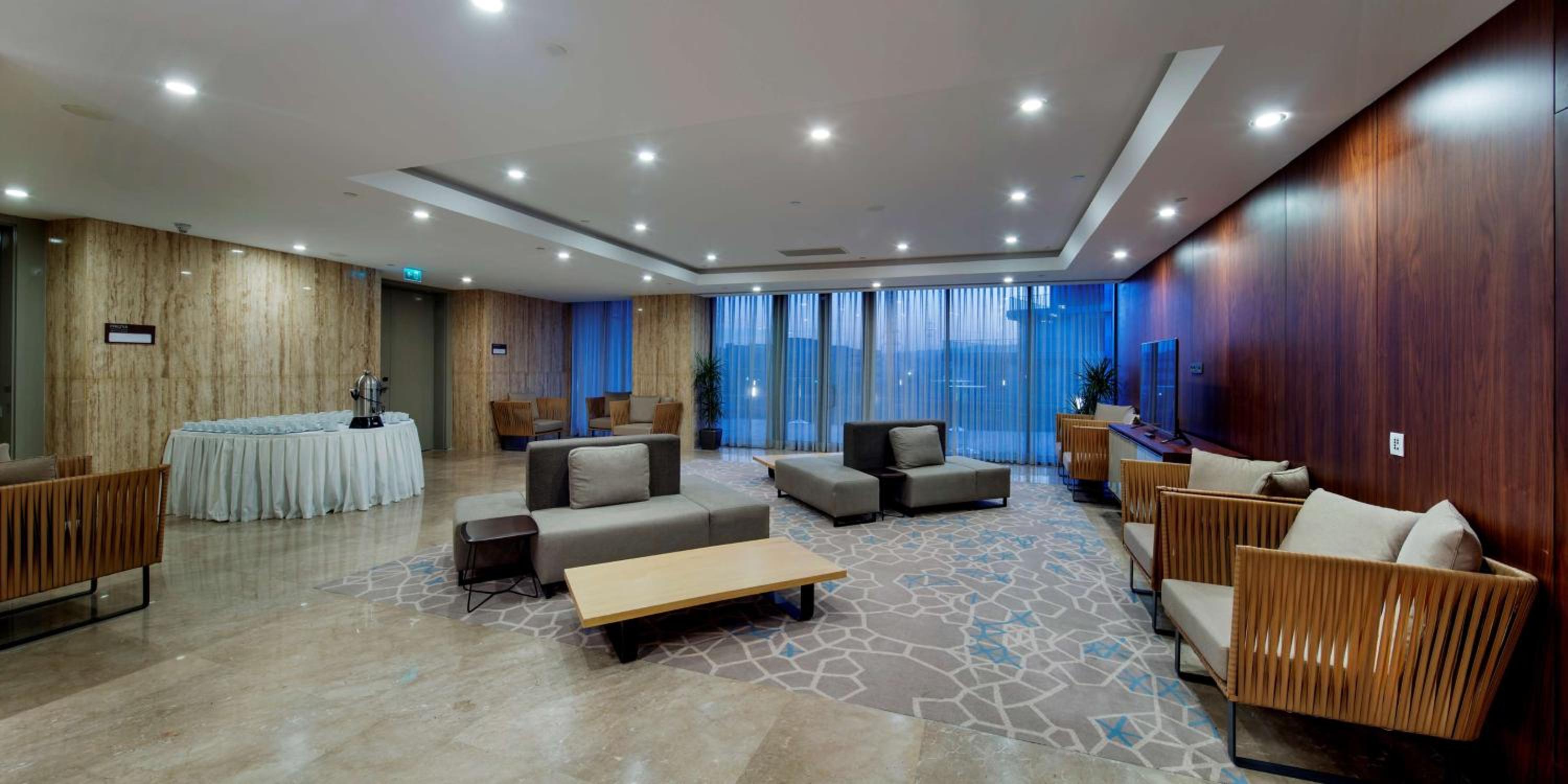 Hilton Garden Inn İstanbul Atatürk Havalimanı - Image 20