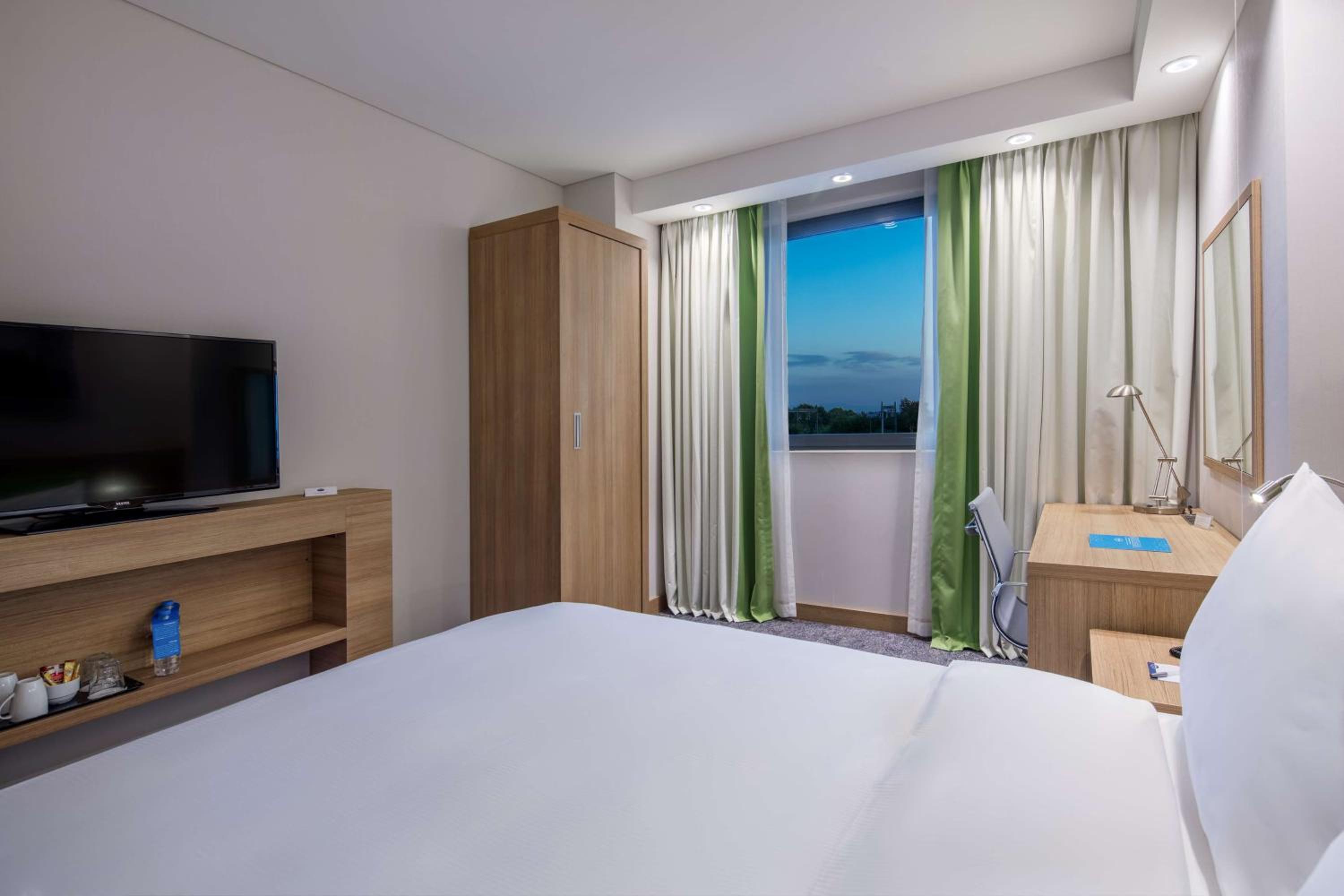 Hampton by Hilton İstanbul Zeytinburnu - Image 24