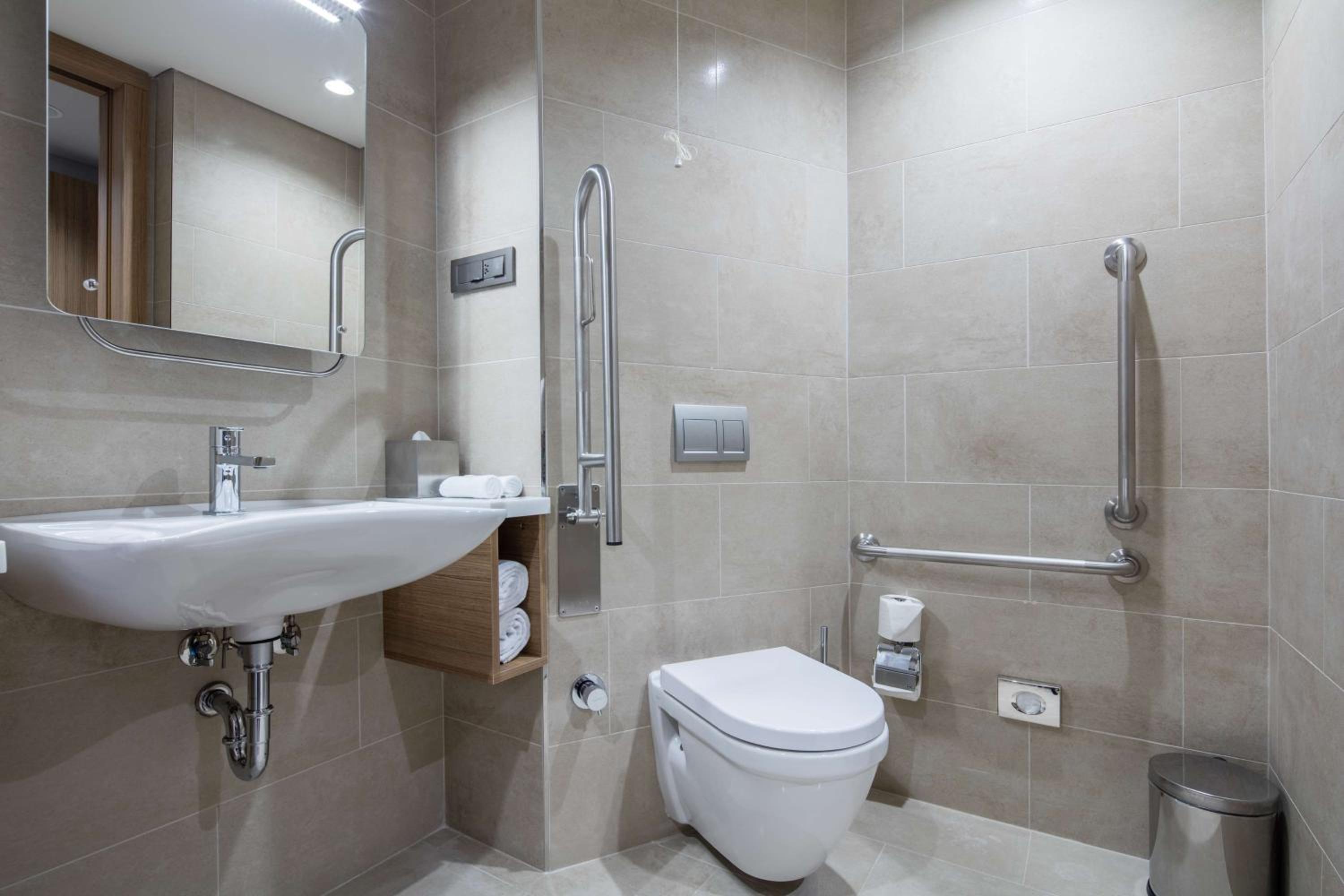 Hampton by Hilton İstanbul Zeytinburnu - Image 10