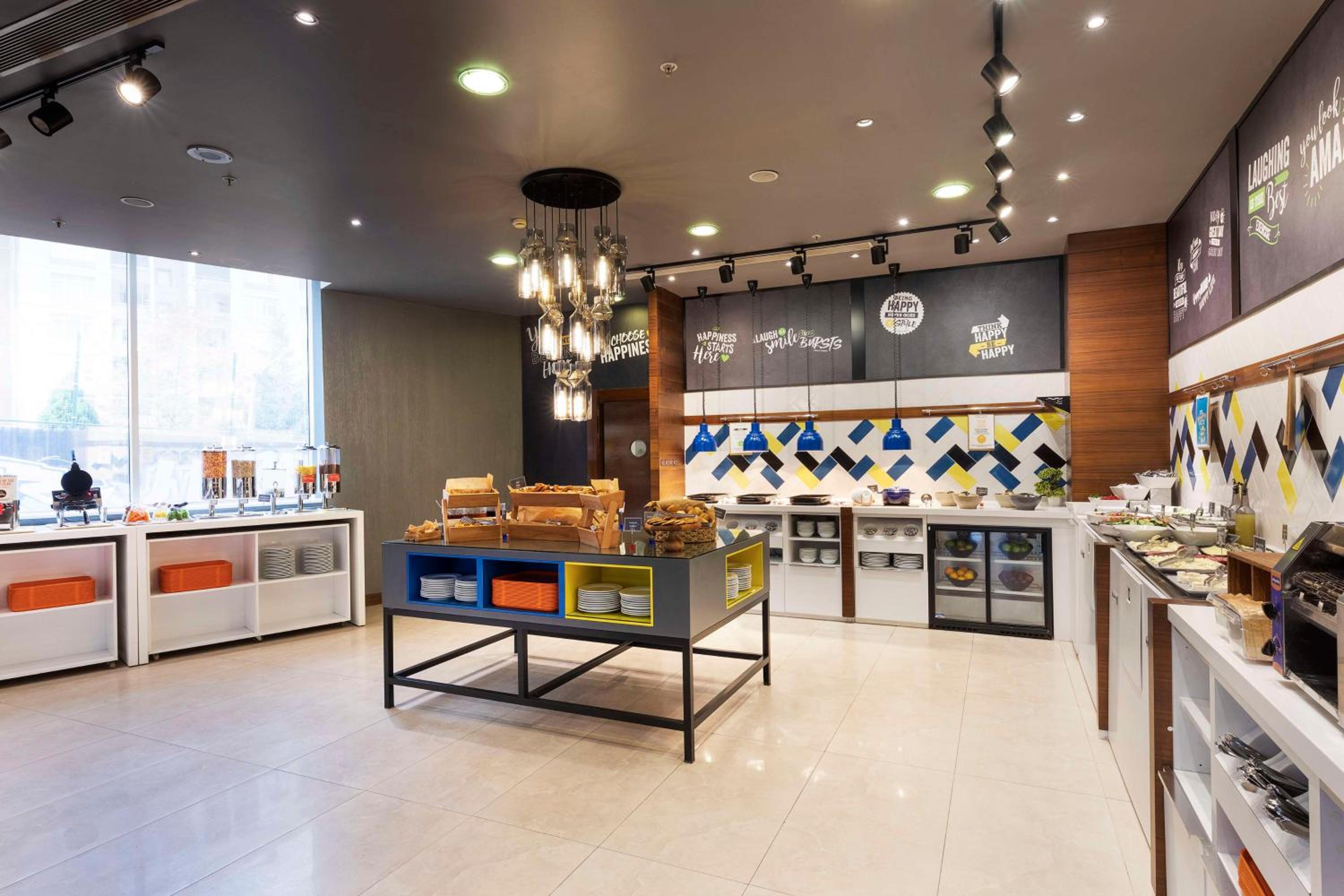Hampton by Hilton Istanbul Kayasehir - Image 20