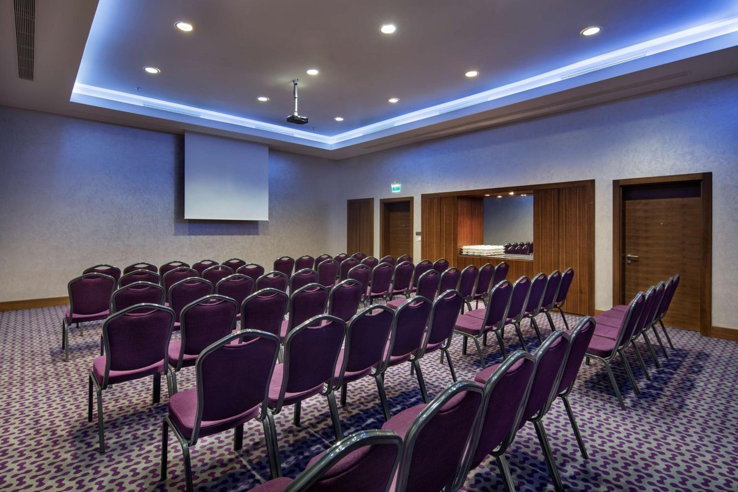 Hampton by Hilton Istanbul Kayasehir - Image 56