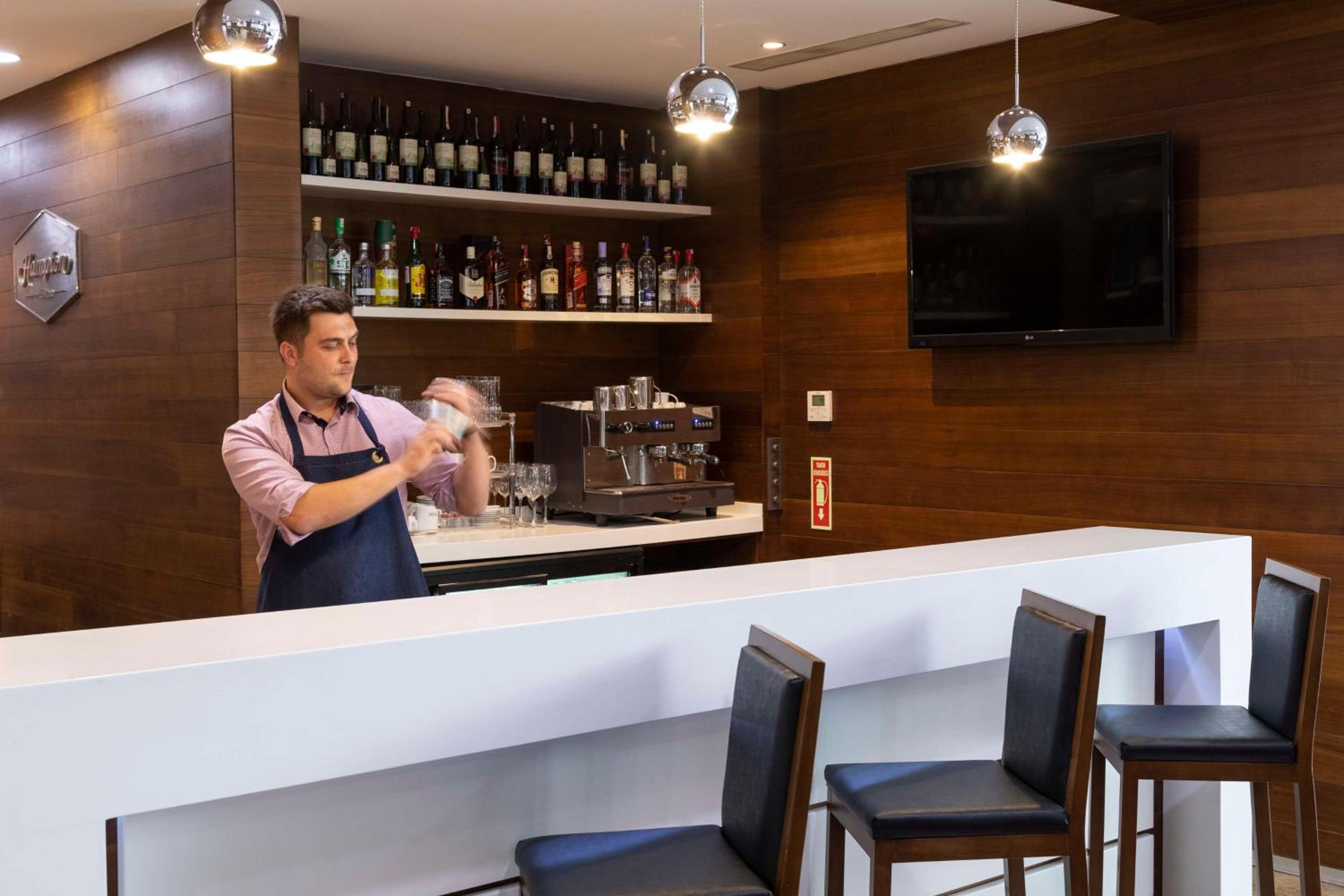 Hampton by Hilton Istanbul Kayasehir - Image 59