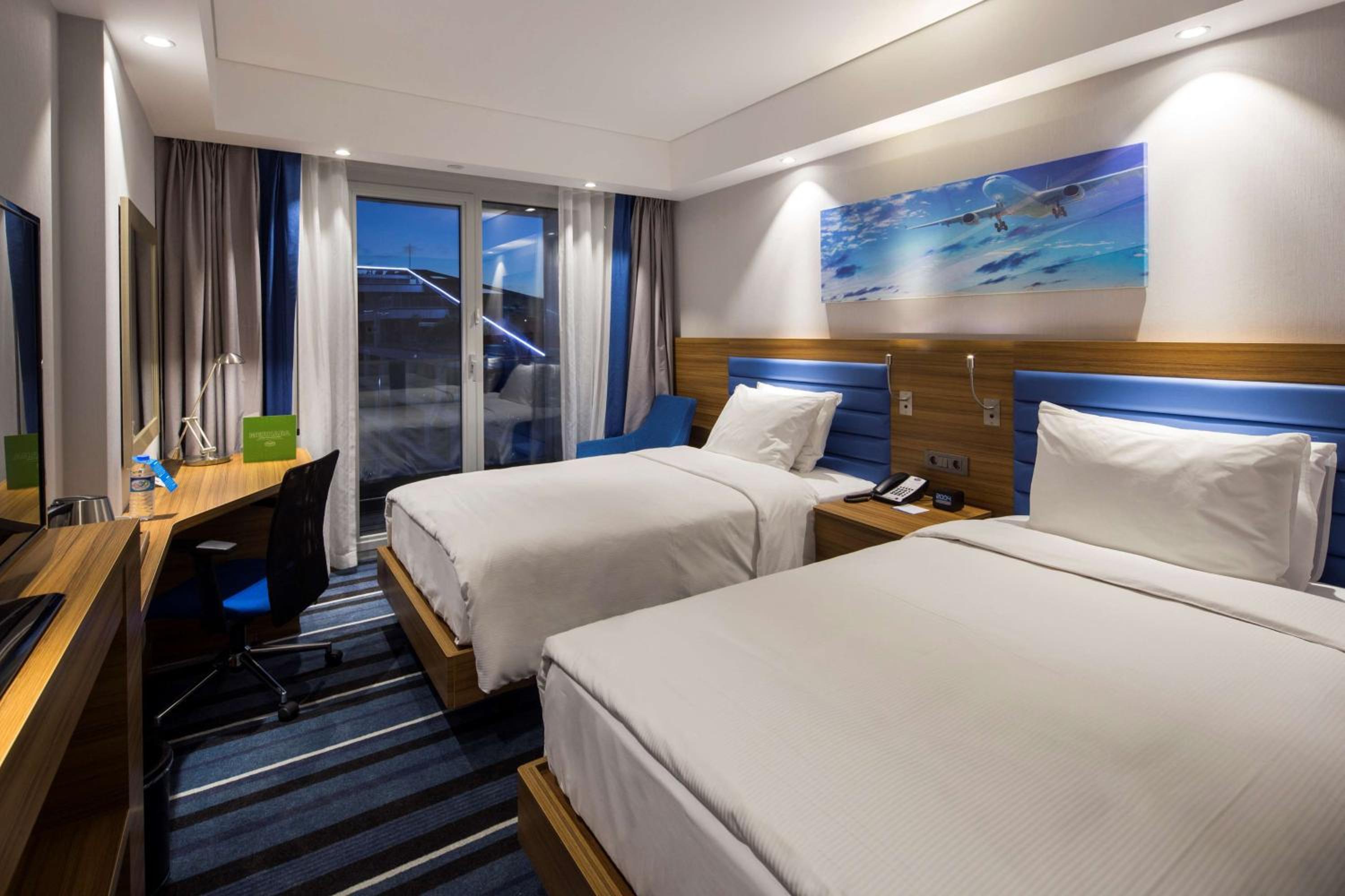Hampton by Hilton Istanbul Kurtkoy - Image 21