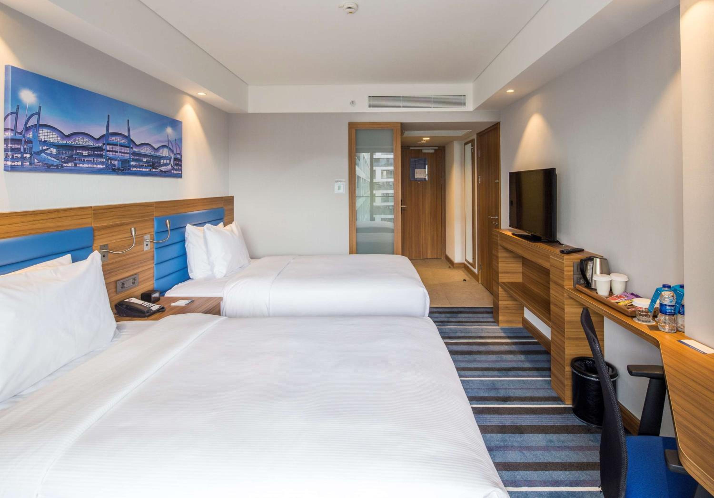 Hampton by Hilton Istanbul Kurtkoy - Image 9