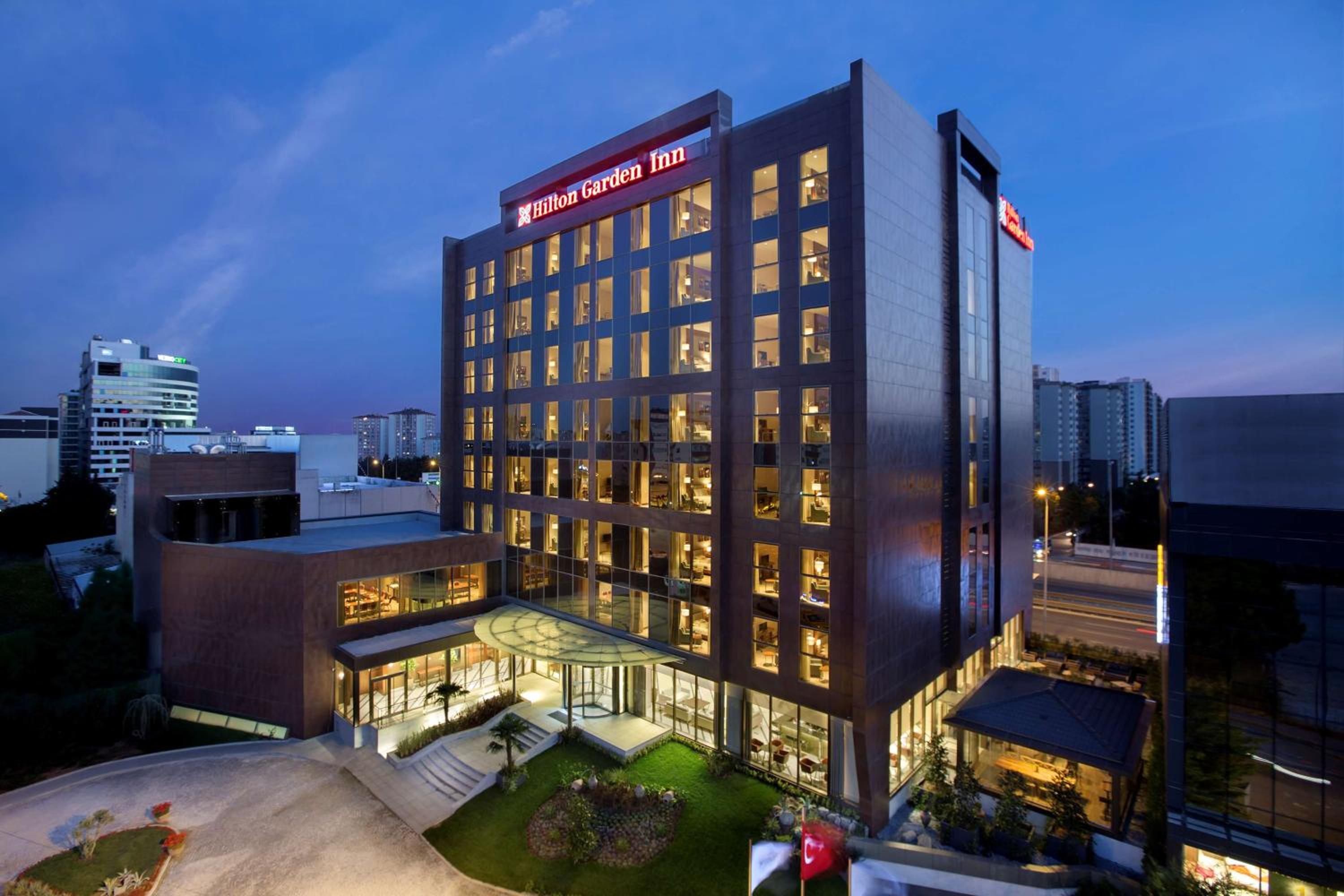 Hilton Garden Inn İstanbul Beylikdüzü - Image 38